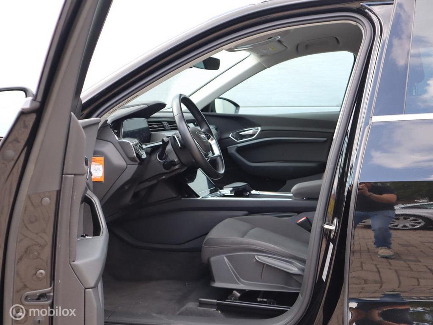 Foto van Audi E-tron 50