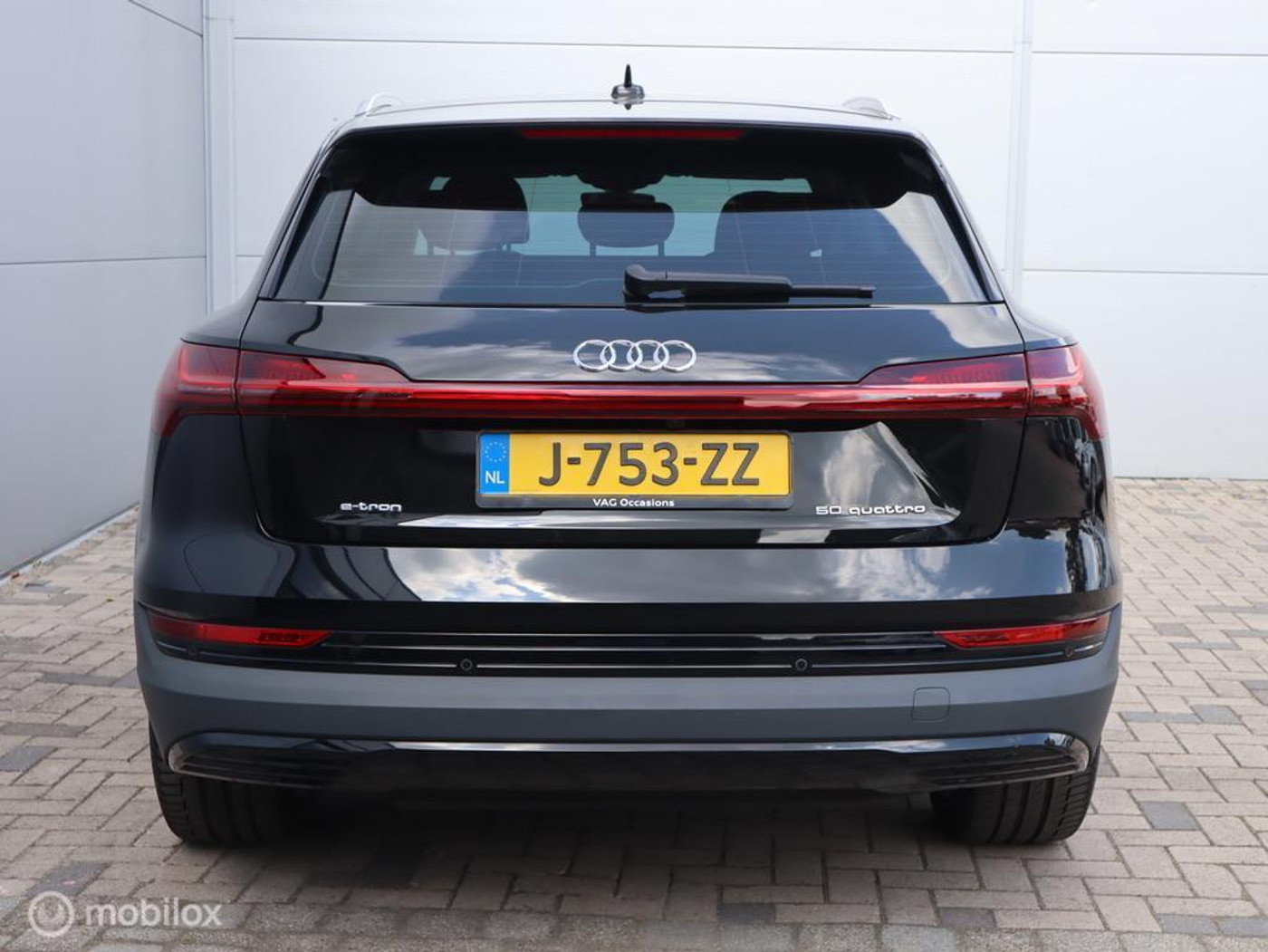 Foto van Audi E-tron 50
