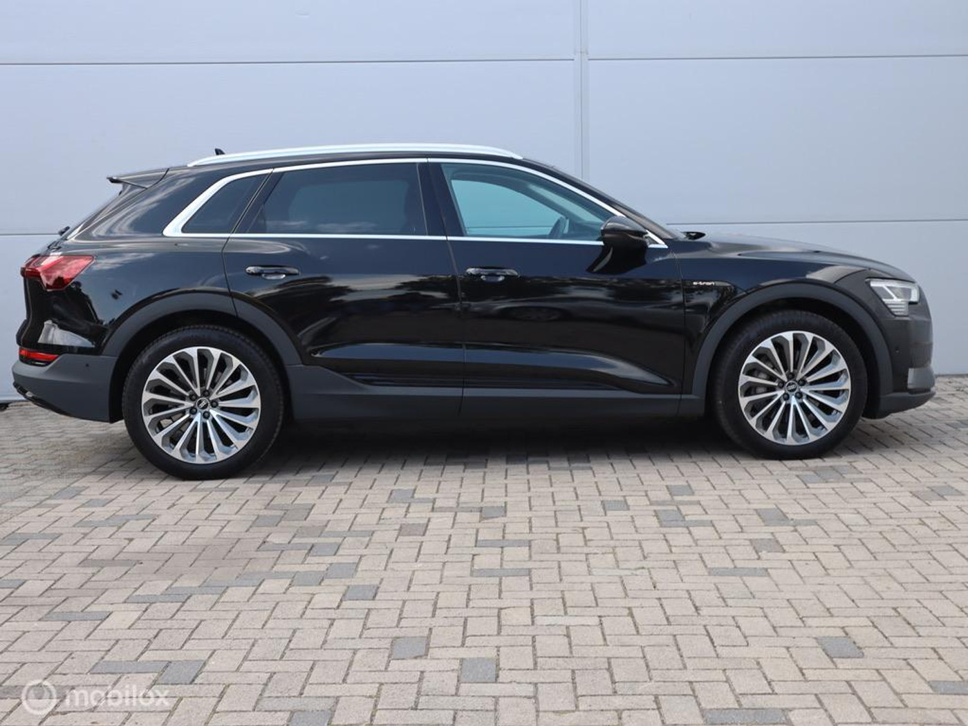 Foto van Audi E-tron 50