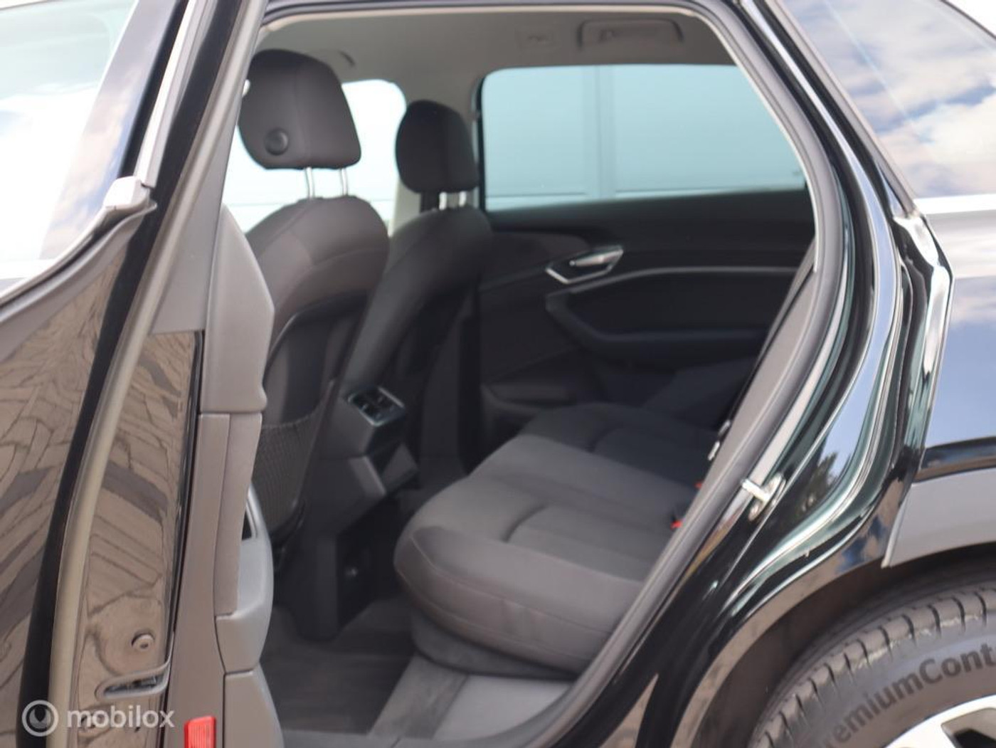 Foto van Audi E-tron 50