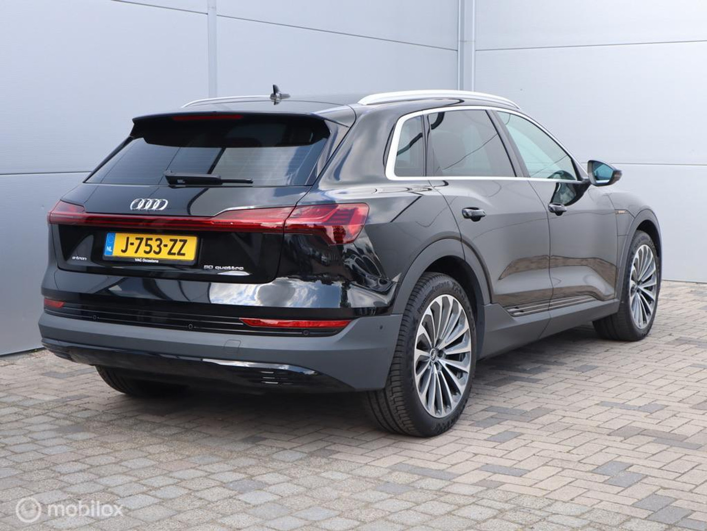 Foto van Audi E-tron 50