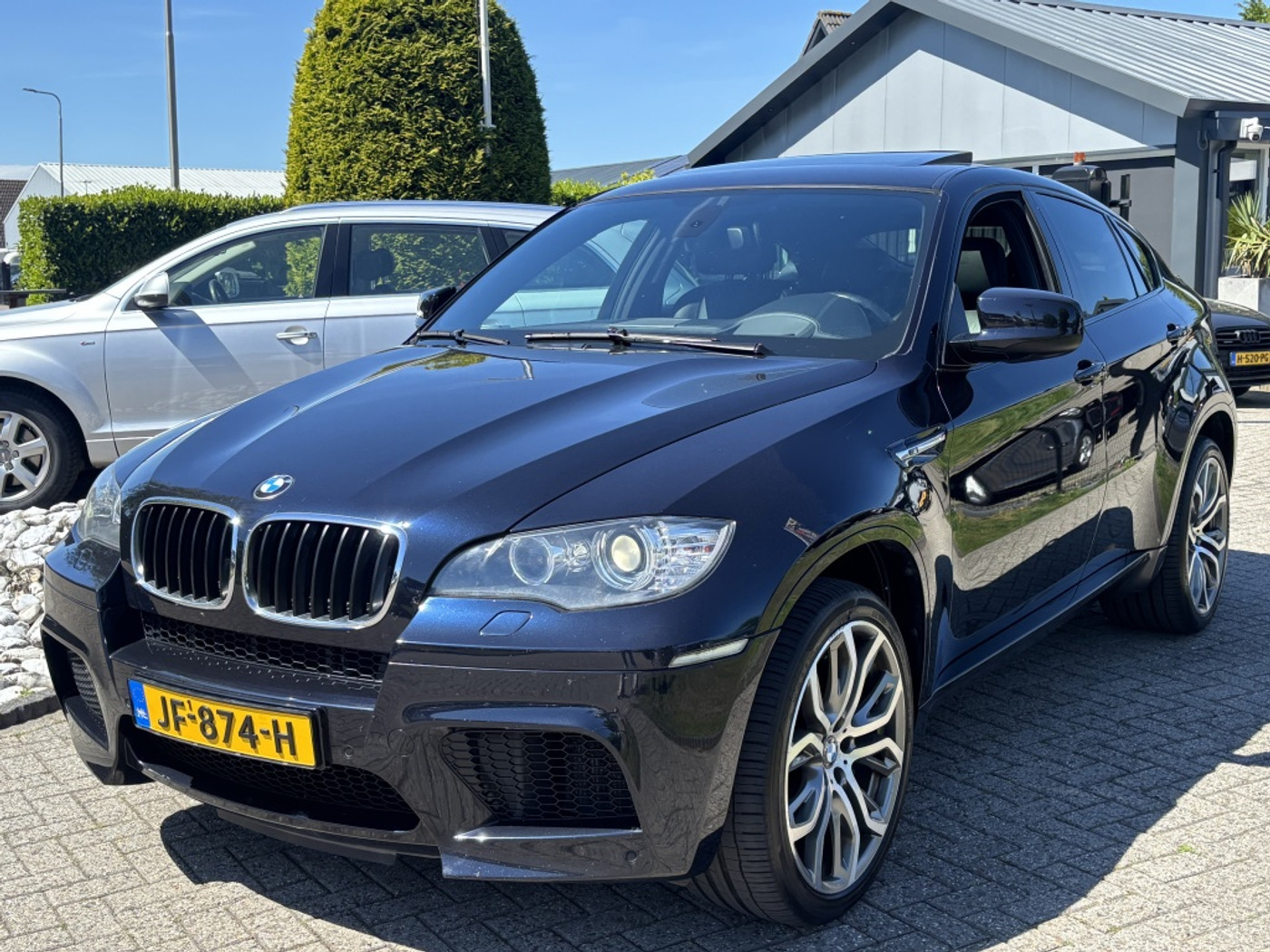 BMW X6 M 4.4i M V8 555PK X6M Zwart Schuifdak Youngtimer 2009 - voorkant