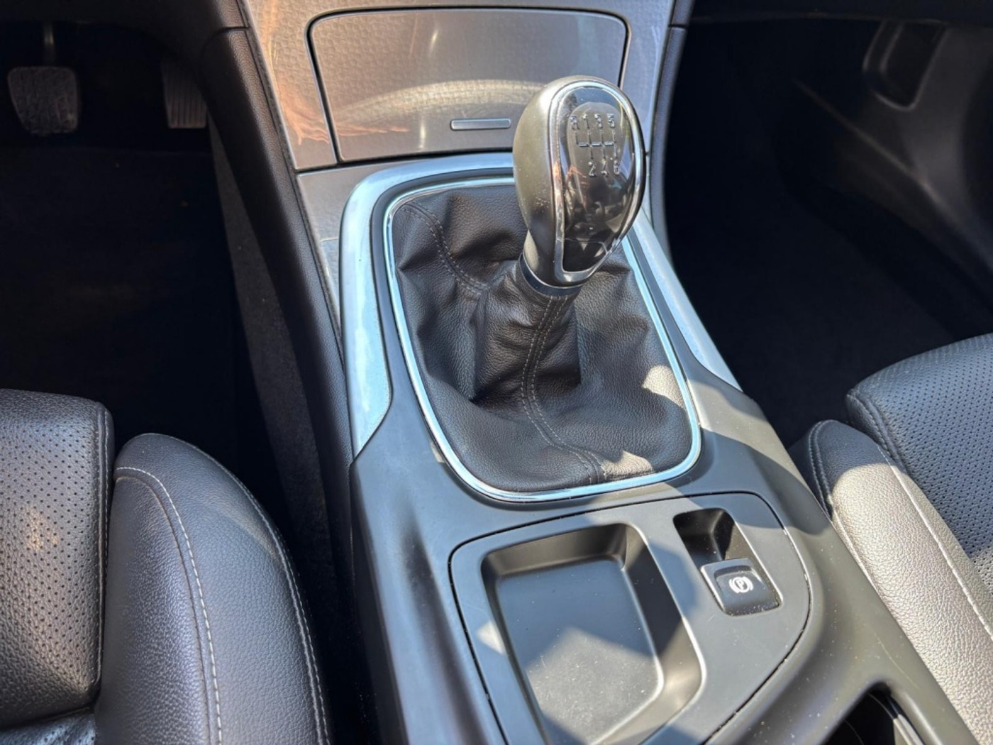 Foto van Opel Insignia Sports Tourer SW