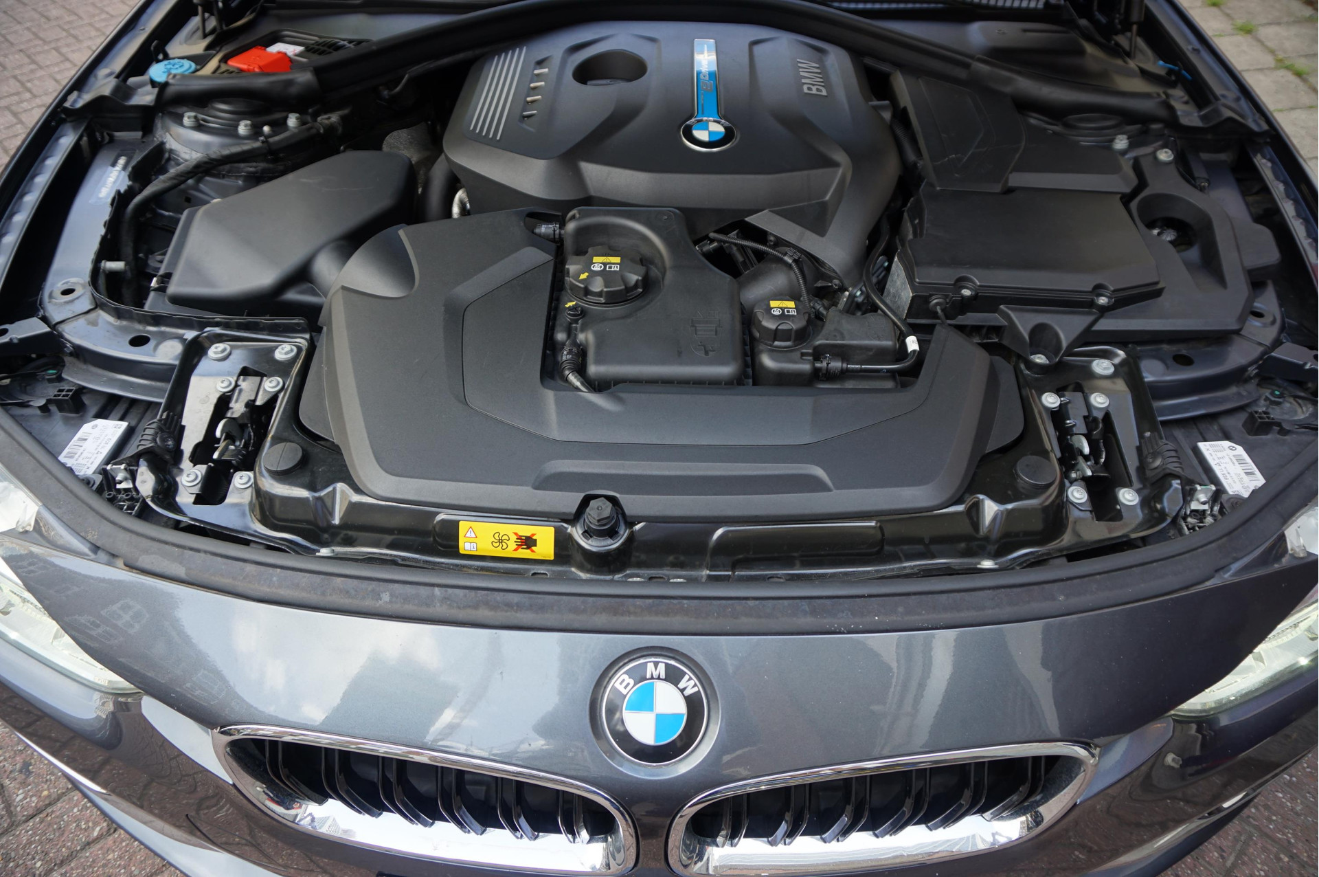 Foto van BMW 330e