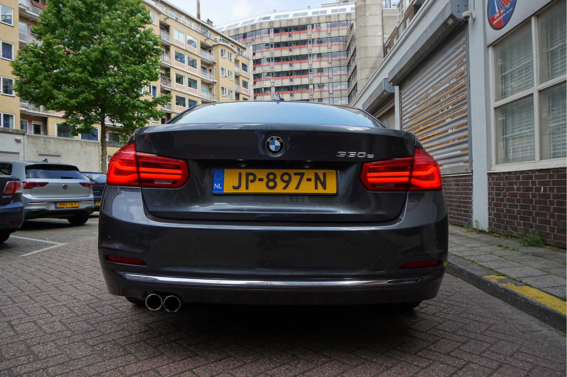 Foto van BMW 330e