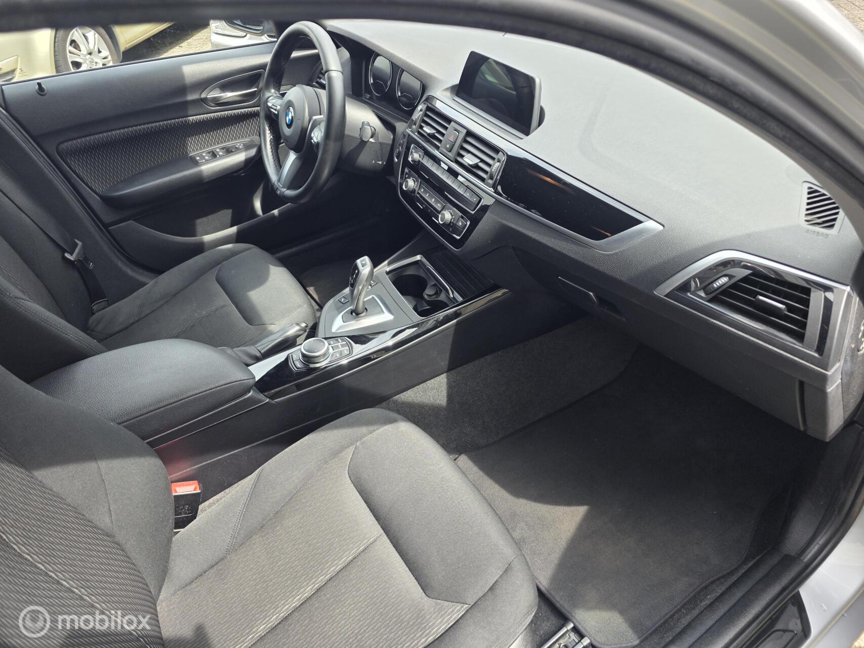 Foto van BMW 118i