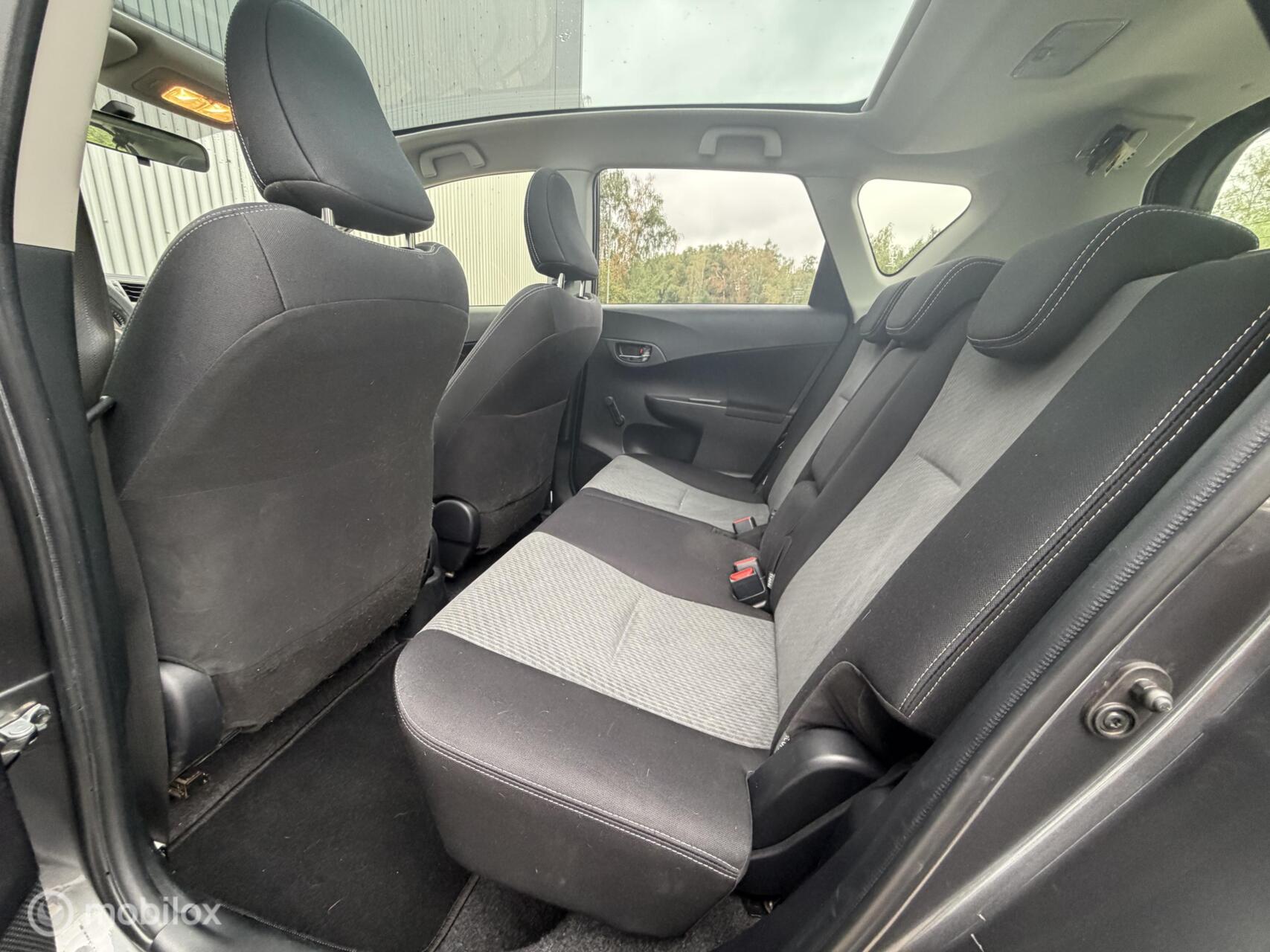 Foto van Toyota Verso-s