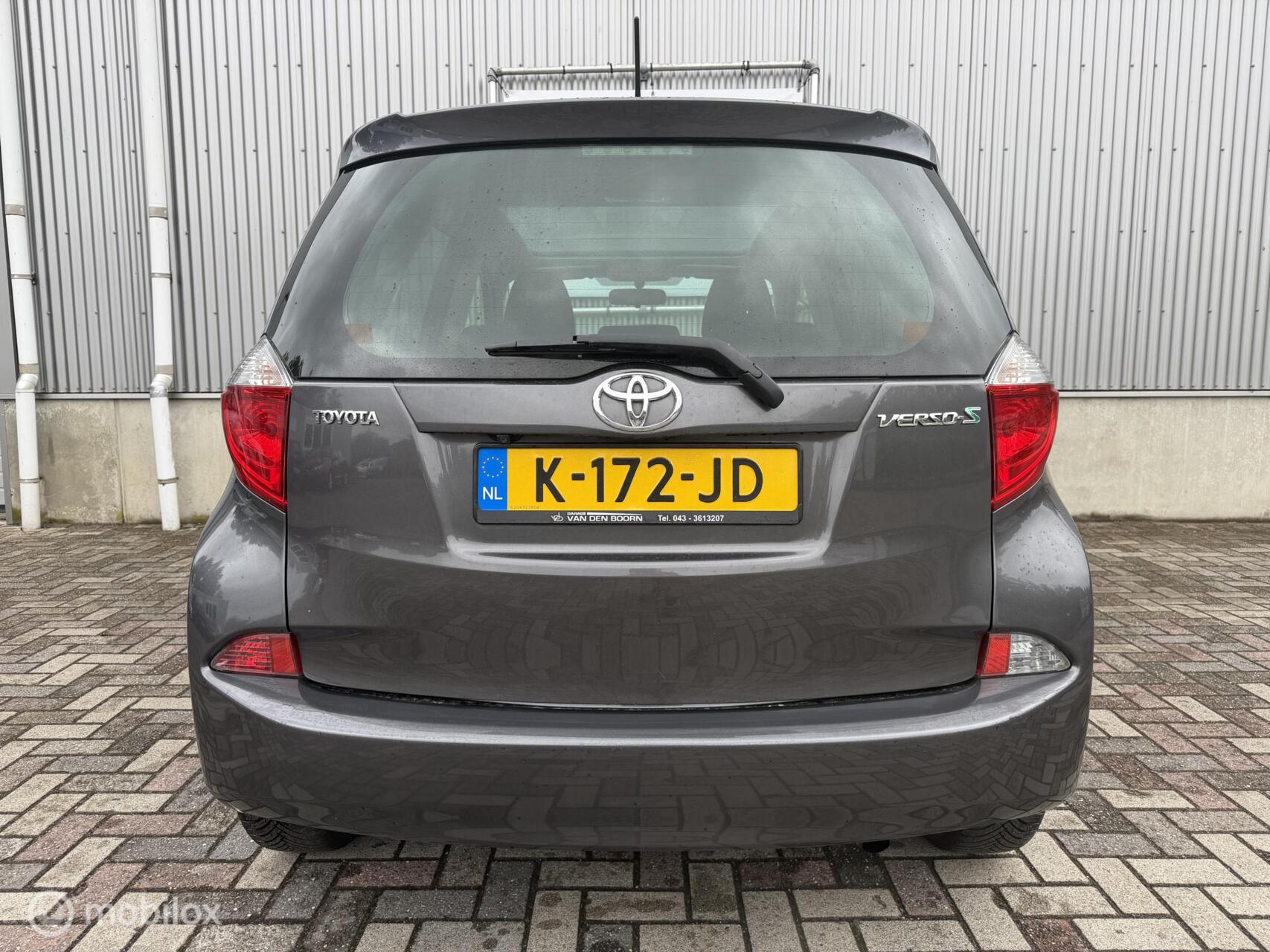 Foto van Toyota Verso-s