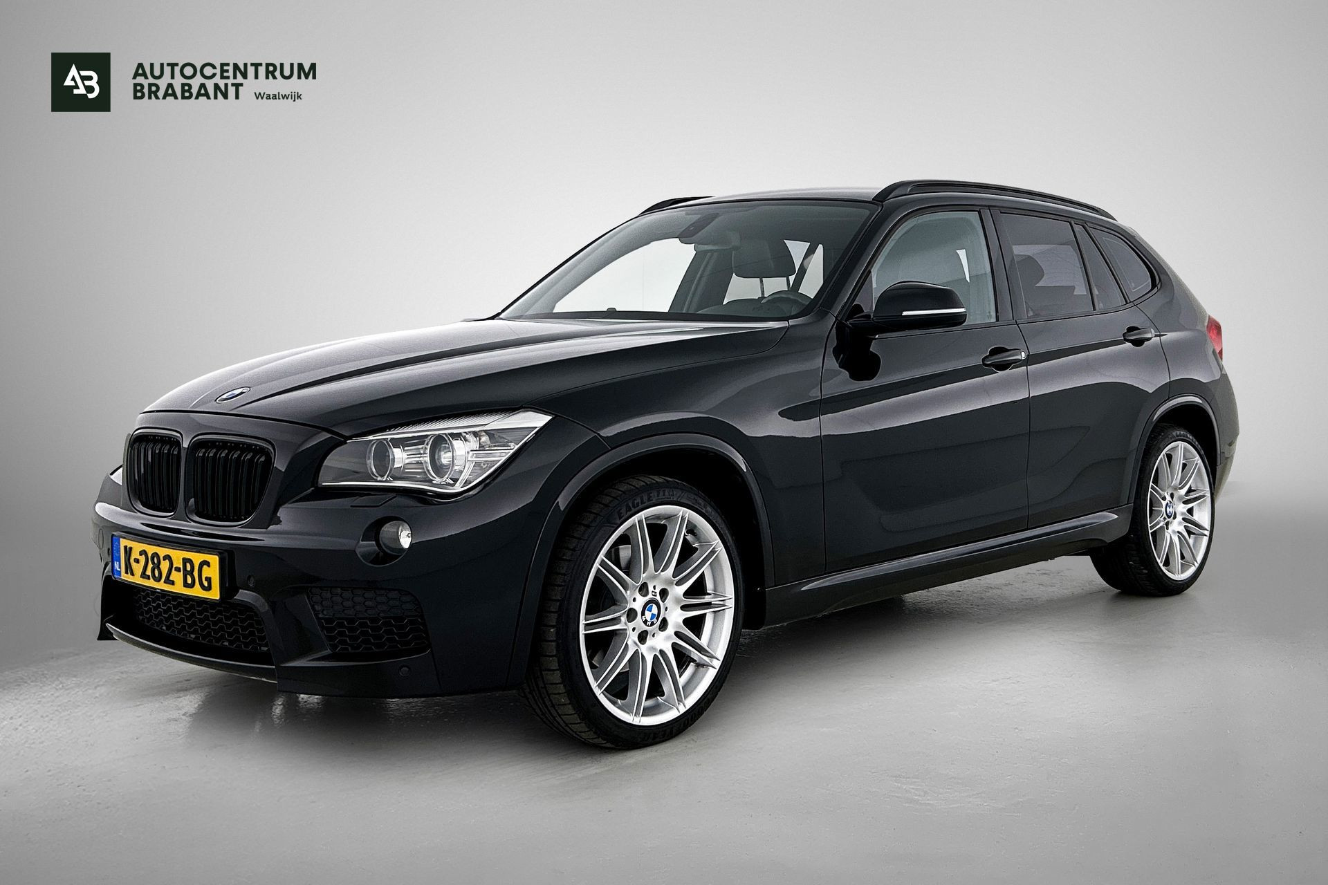 BMW X1 Xdrive25d XDrive25d High Executive M-Sport | Perf onderH | StoelverW | Parksens V+A | Climate | Cruise | Etc 2013 - voorkant