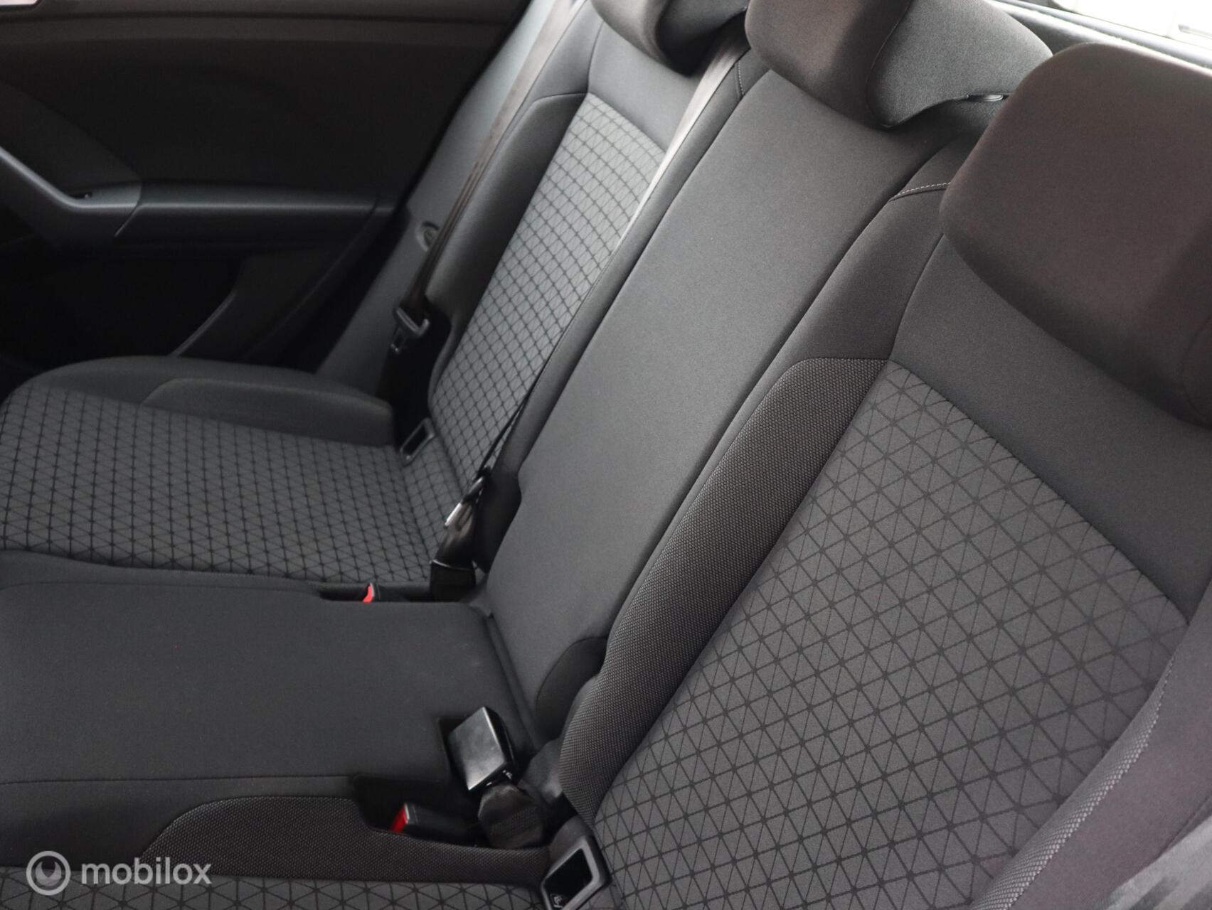 Foto van Volkswagen T-cross