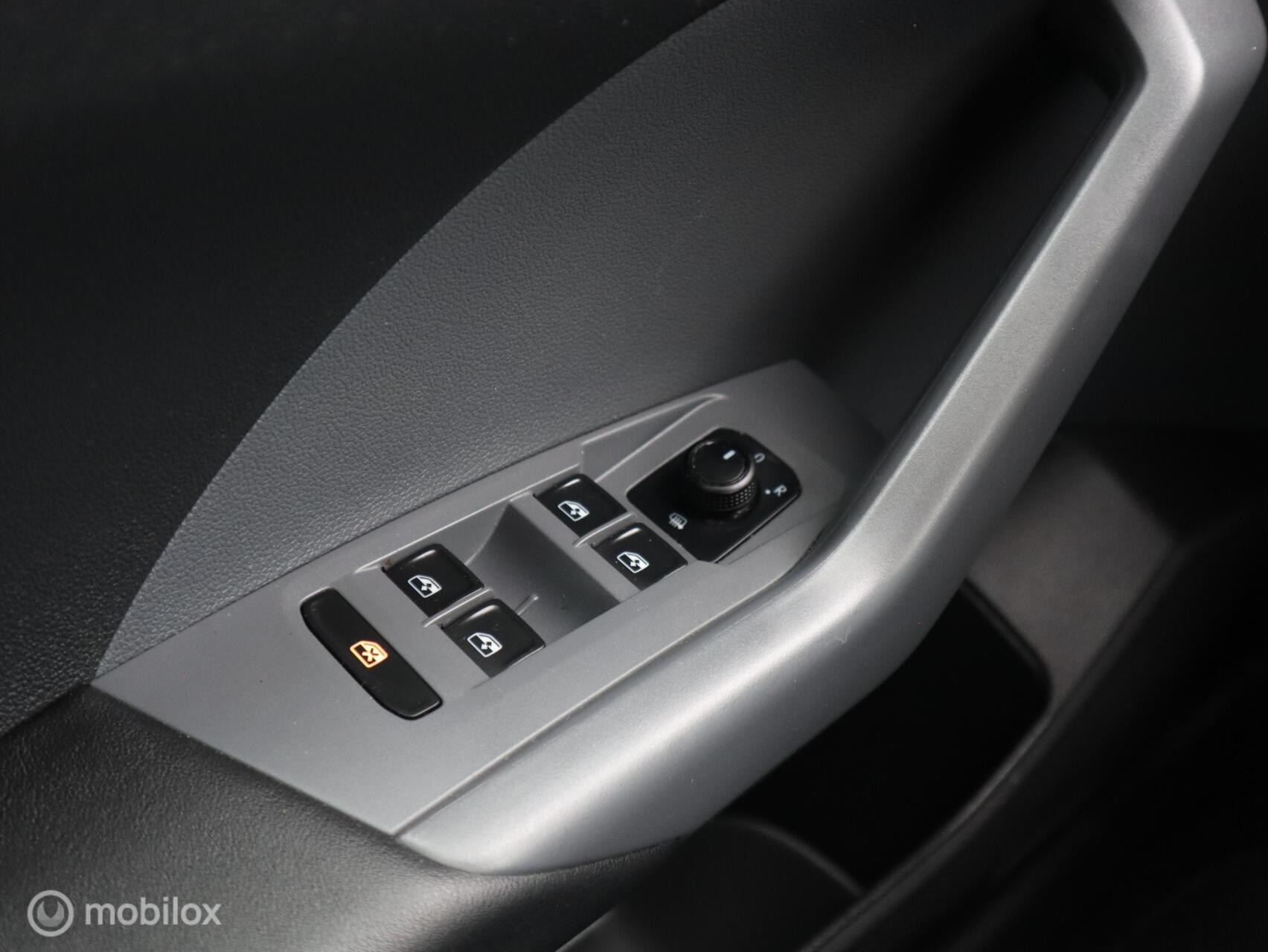 Foto van Volkswagen T-cross