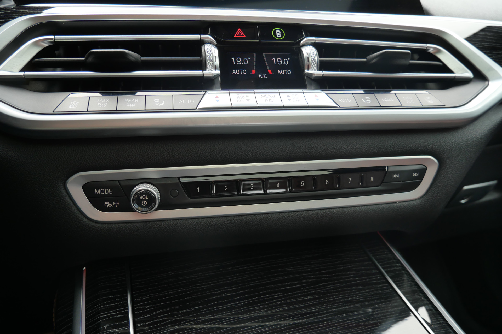 Foto van BMW X7 M50d