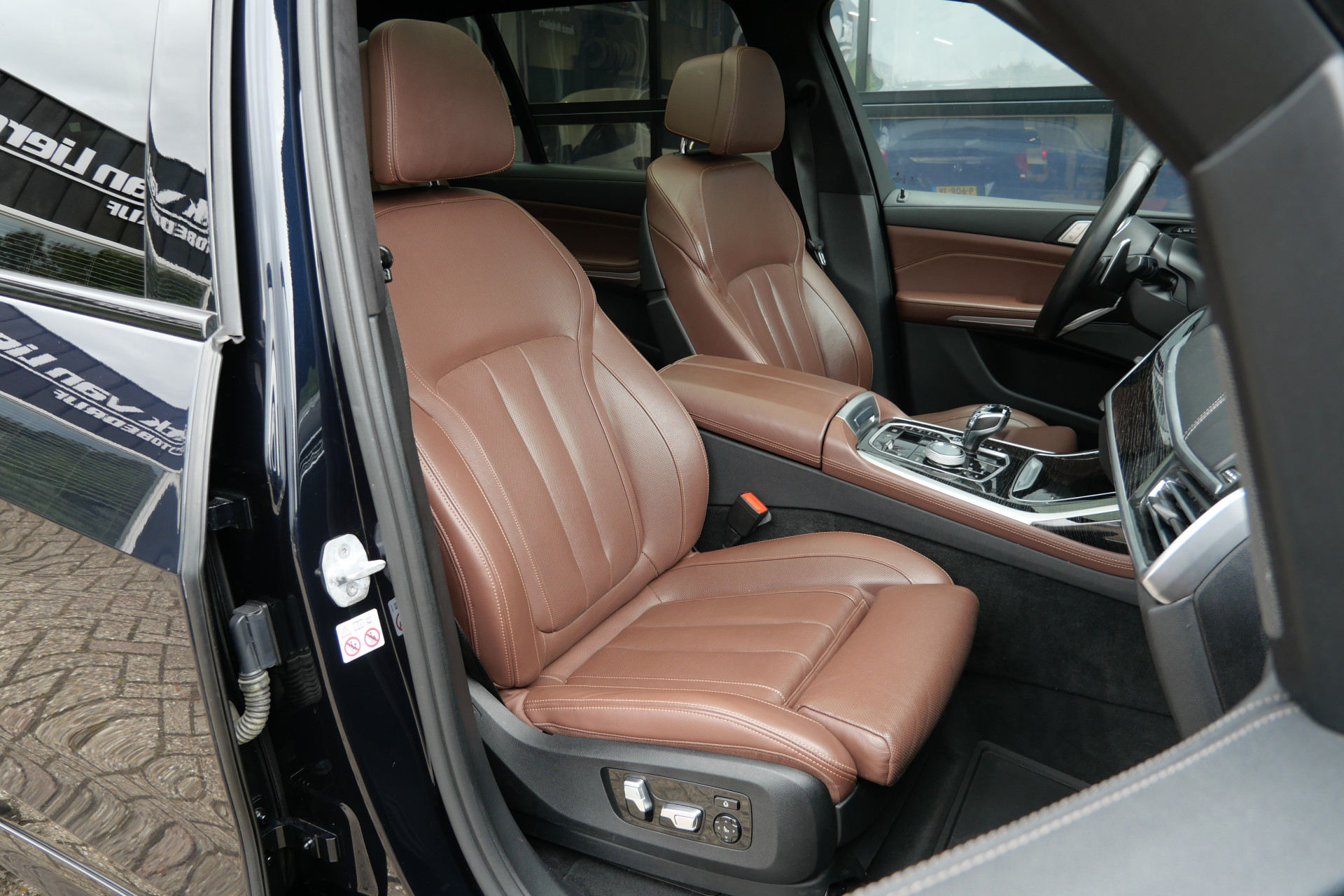 Foto van BMW X7 M50d