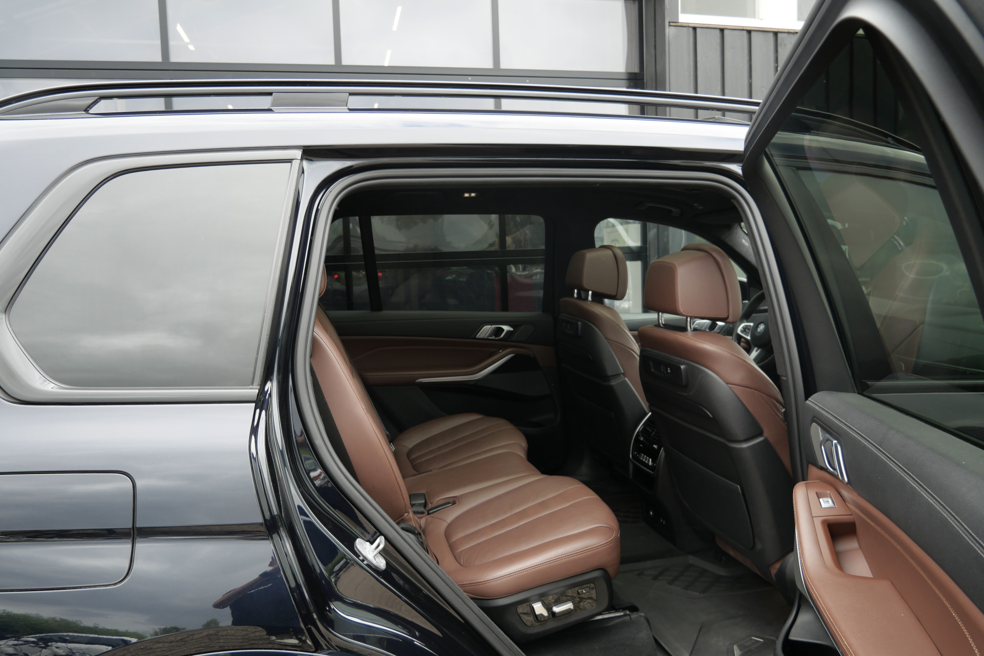 Foto van BMW X7 M50d