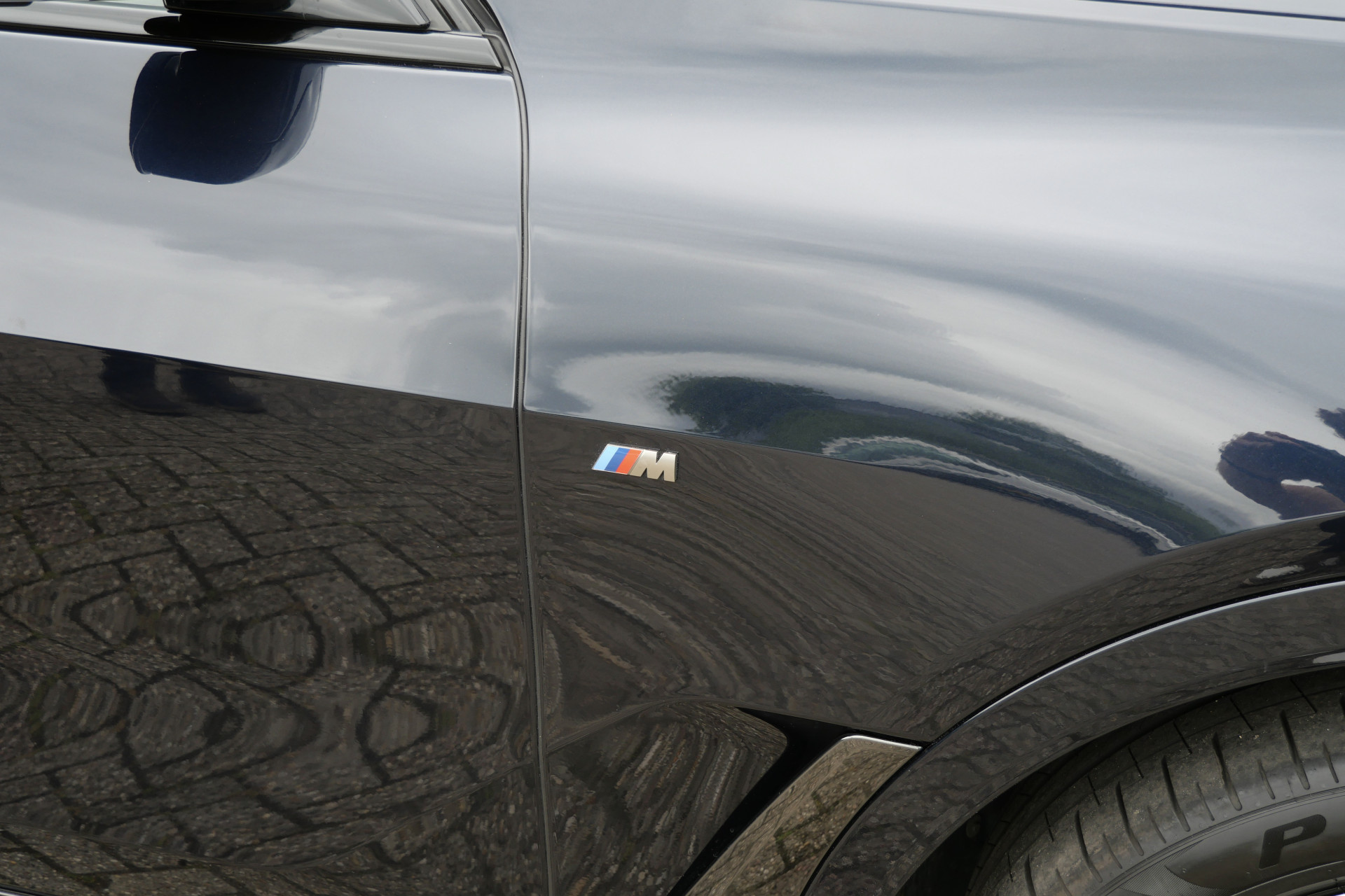 Foto van BMW X7 M50d