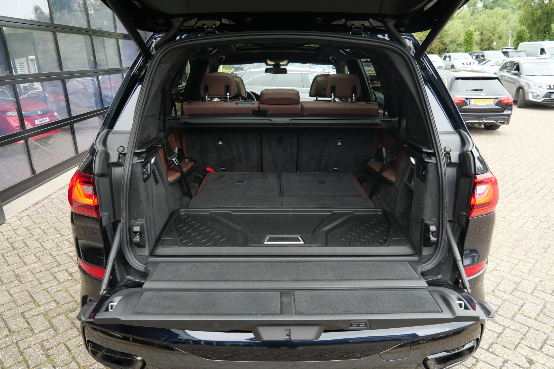 Foto van BMW X7 M50d