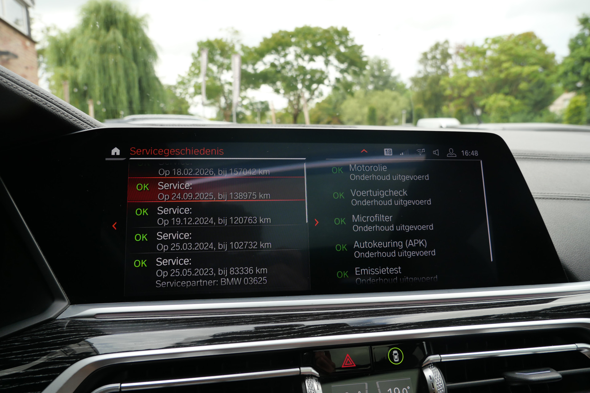 Foto van BMW X7 M50d