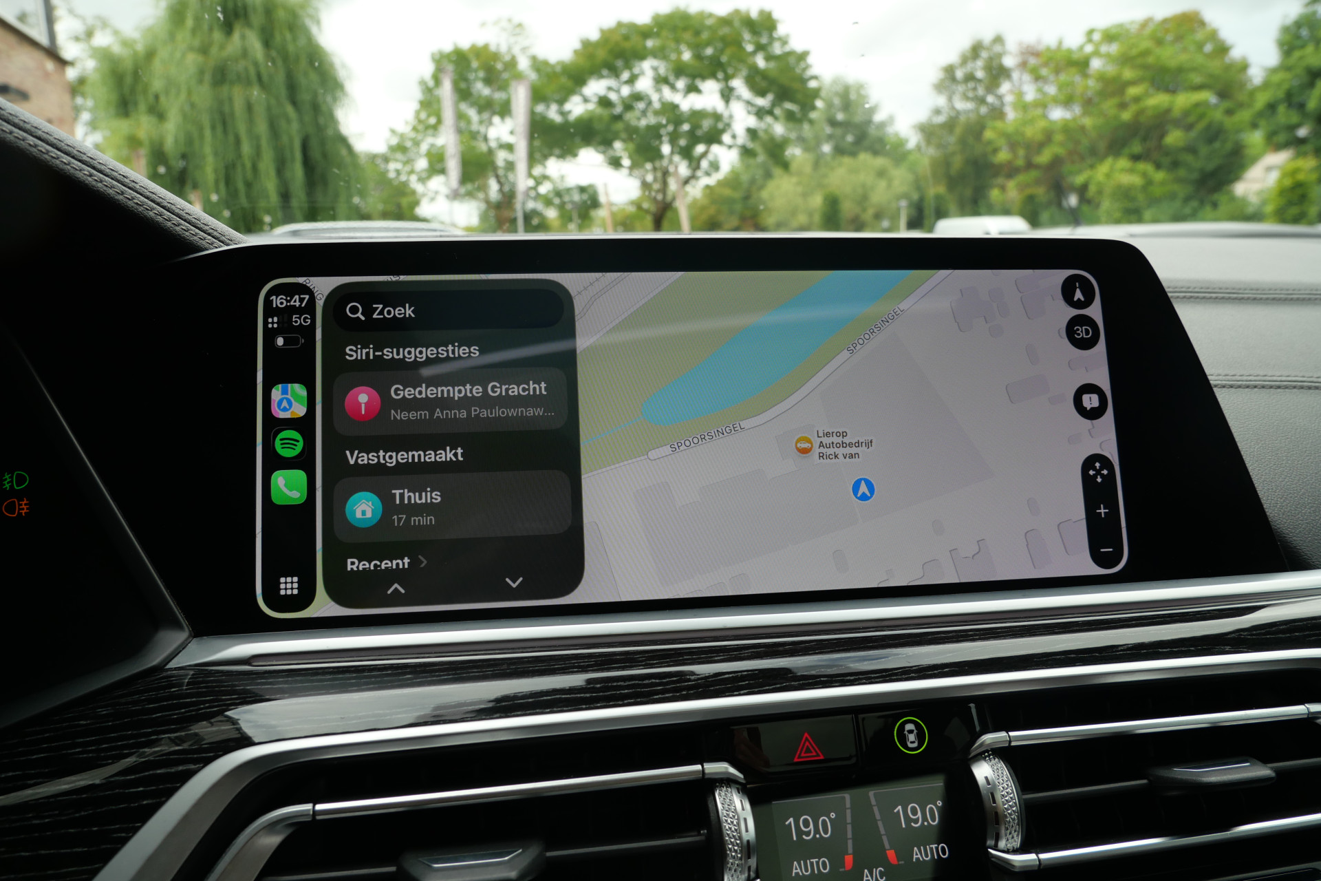 Foto van BMW X7 M50d
