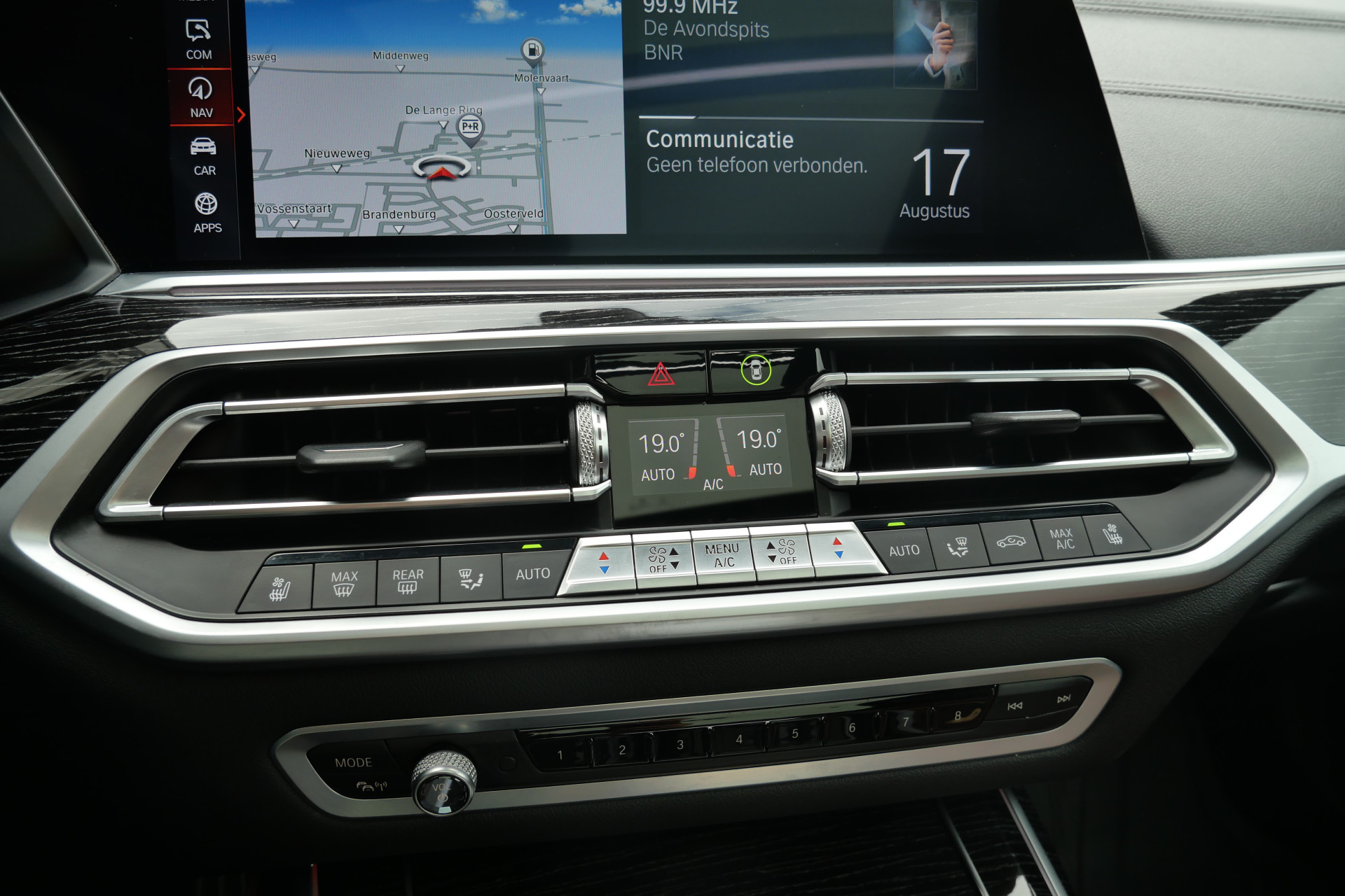 Foto van BMW X7 M50d