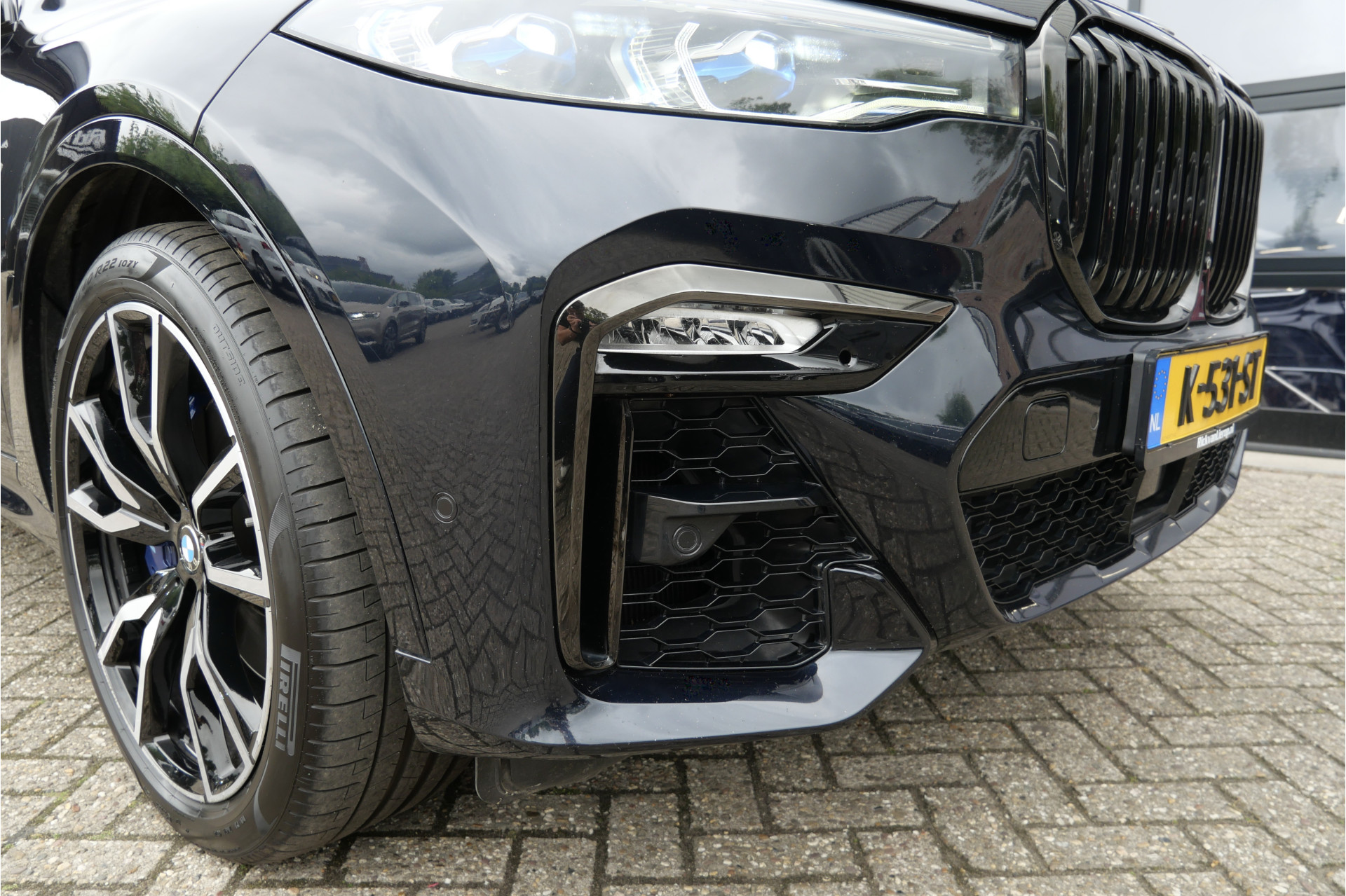Foto van BMW X7 M50d