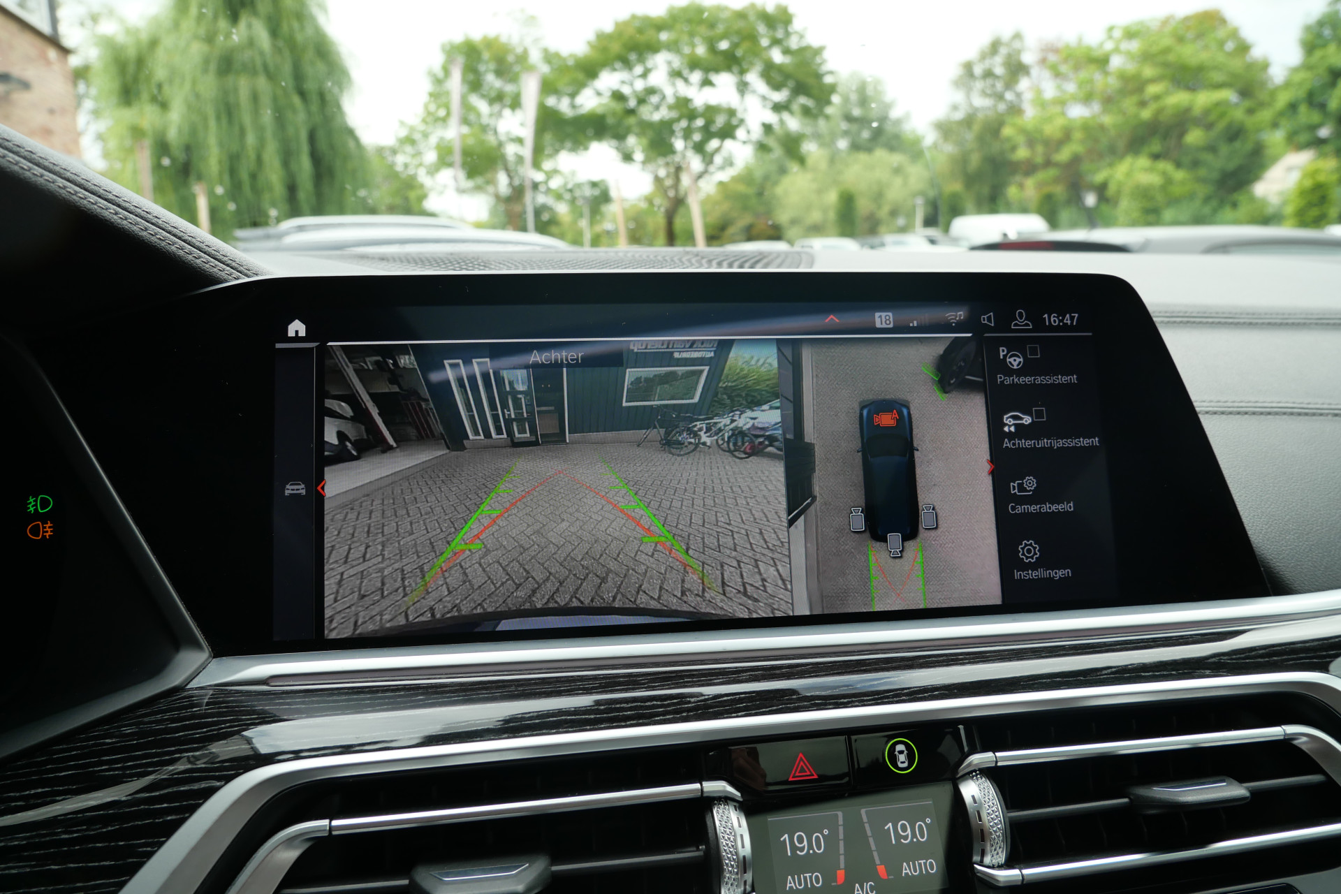 Foto van BMW X7 M50d
