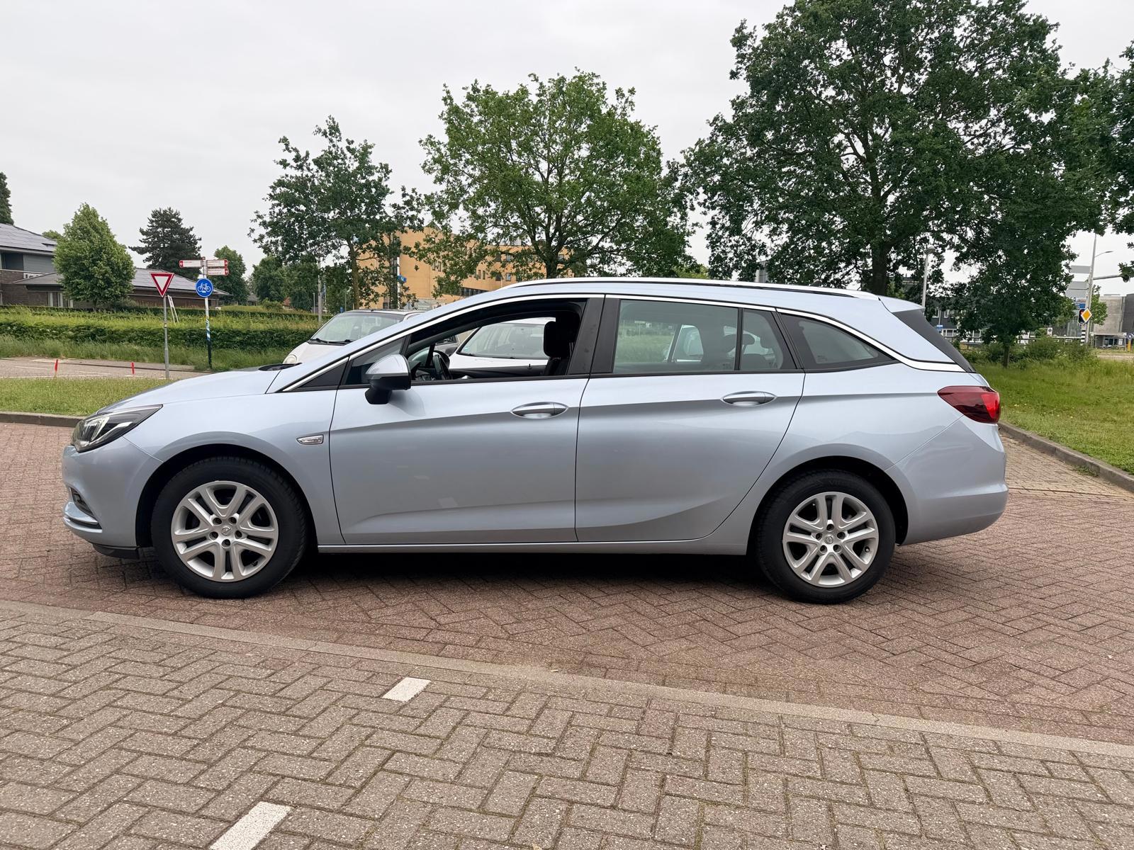 Foto van Opel Astra Sports Tourer