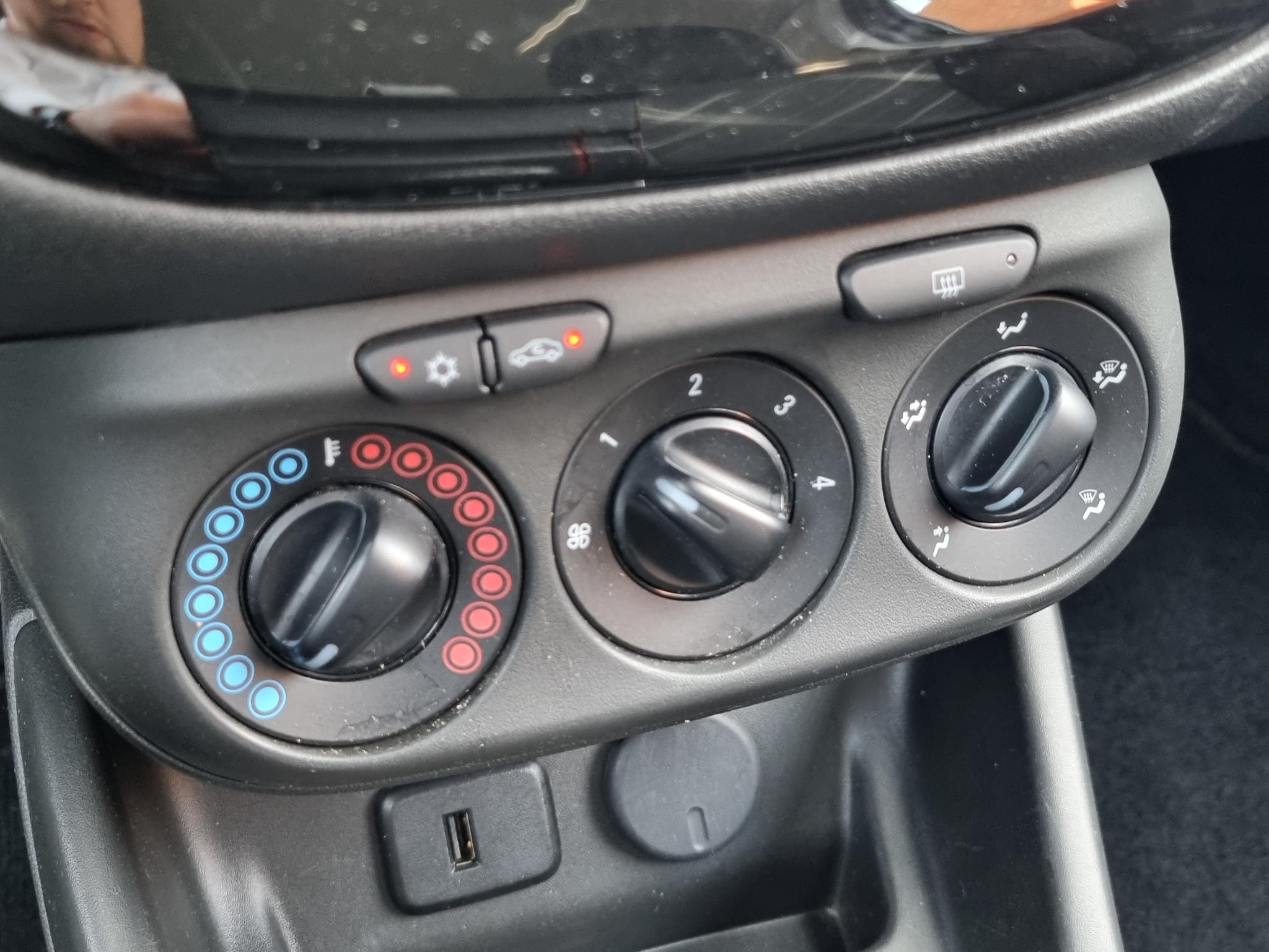Foto van Opel Corsa-e