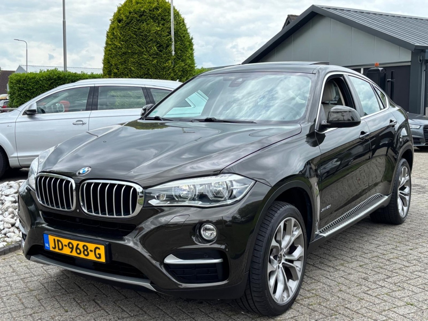 BMW X6 Xdrive50i 5.0i V8 High Executive 2014 Dealer Onderhouden 2015 - voorkant