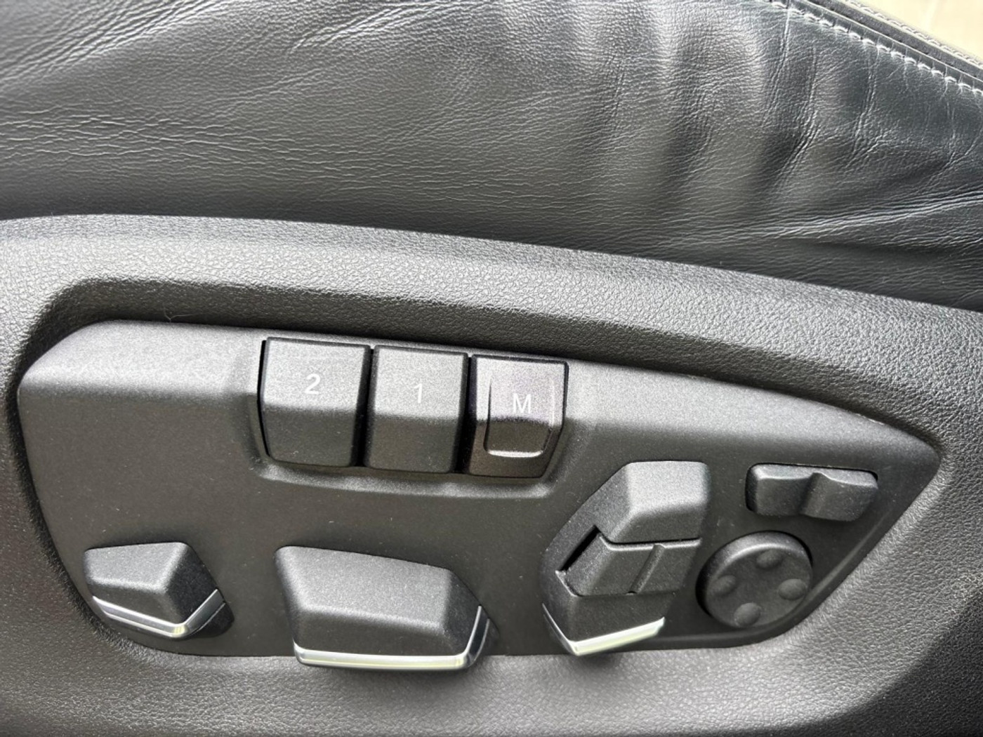Foto van BMW X6 Xdrive50i