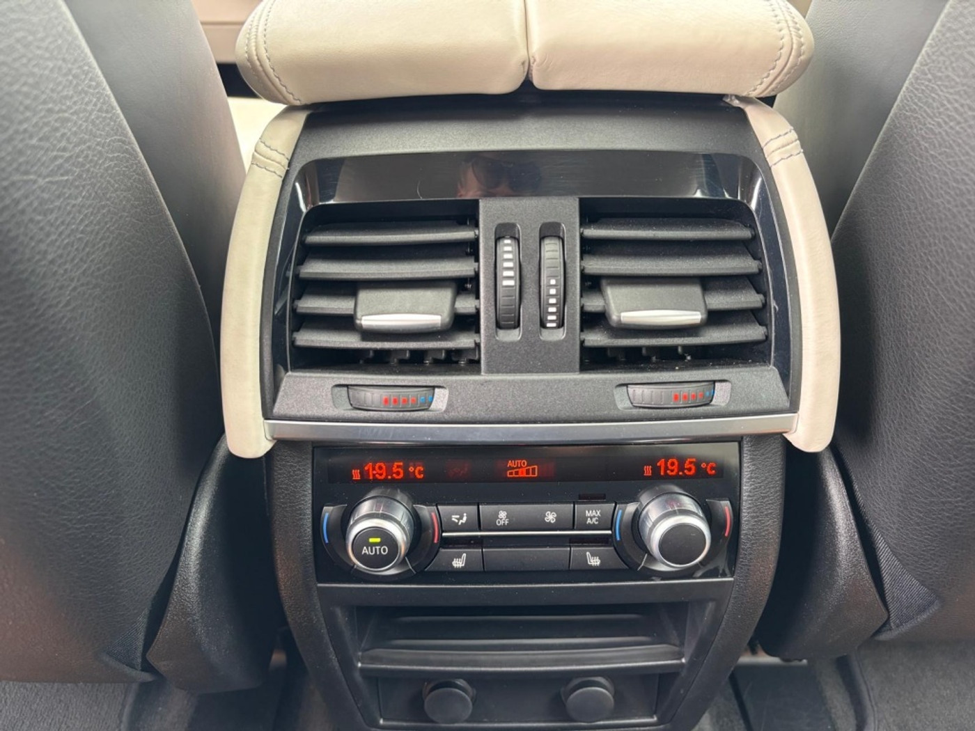 Foto van BMW X6 Xdrive50i