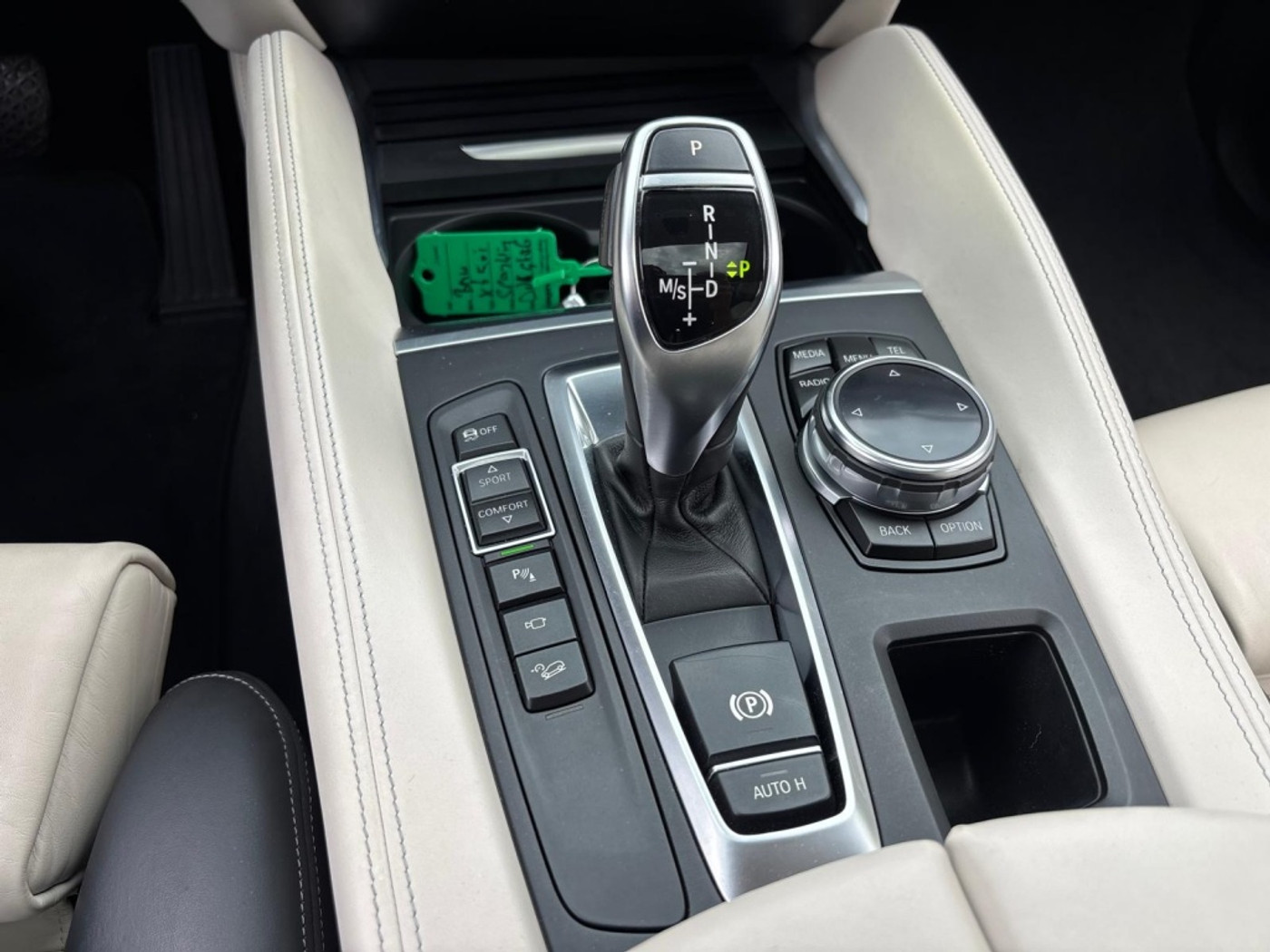 Foto van BMW X6 Xdrive50i