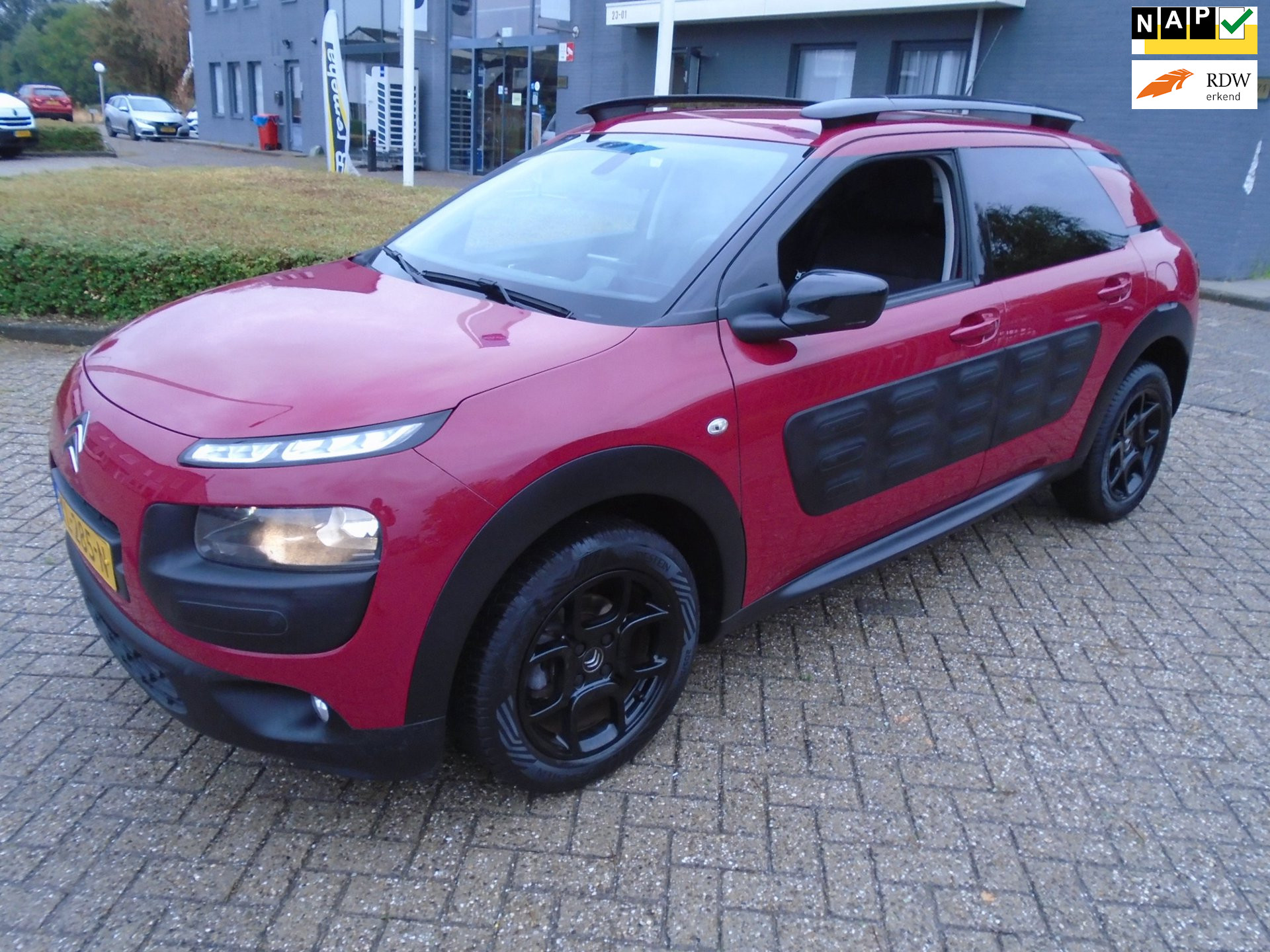 Citroen C4 Cactus 1.2 PureTech Shine Nieuwe Apk 2016 - voorkant