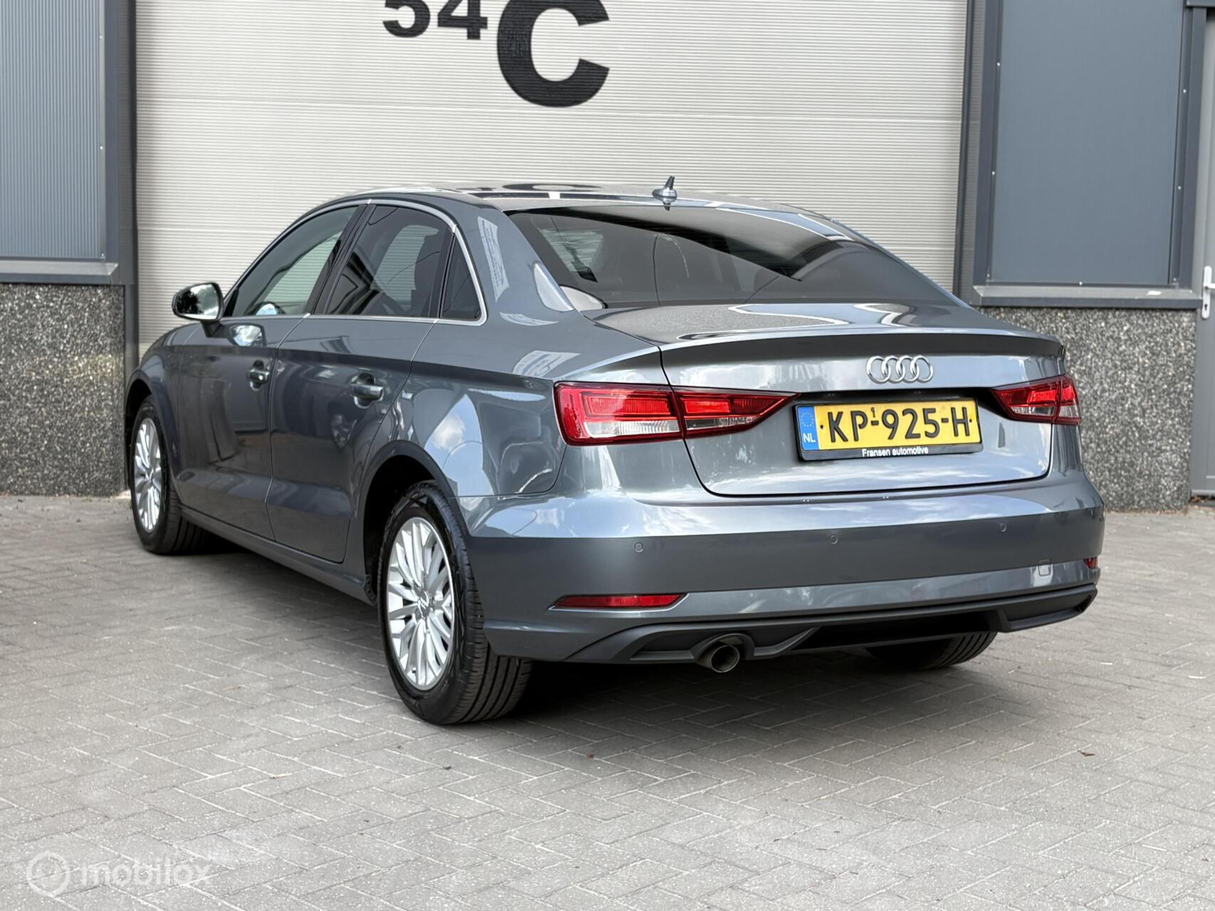 Foto van Audi A3 Limousine