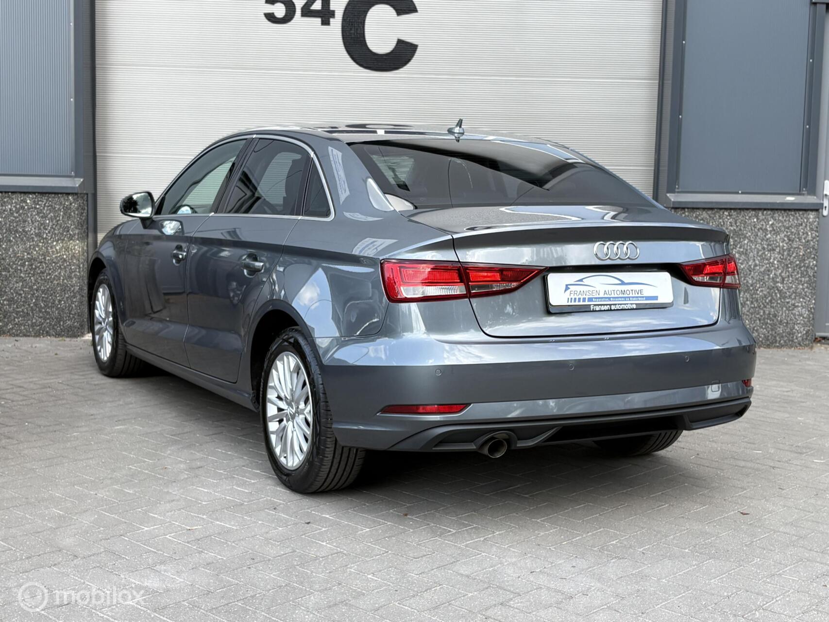 Foto van Audi A3 Limousine
