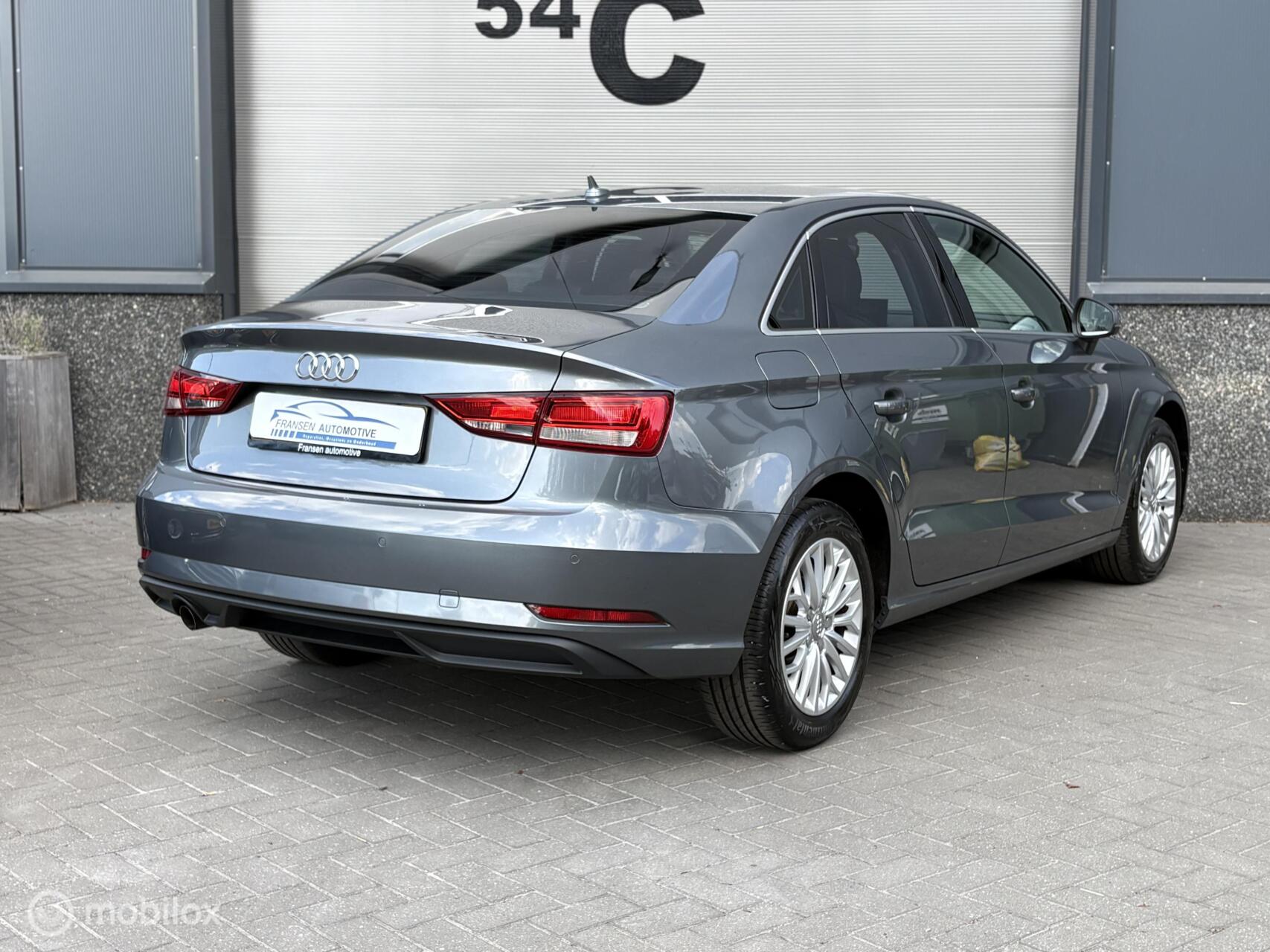 Foto van Audi A3 Limousine