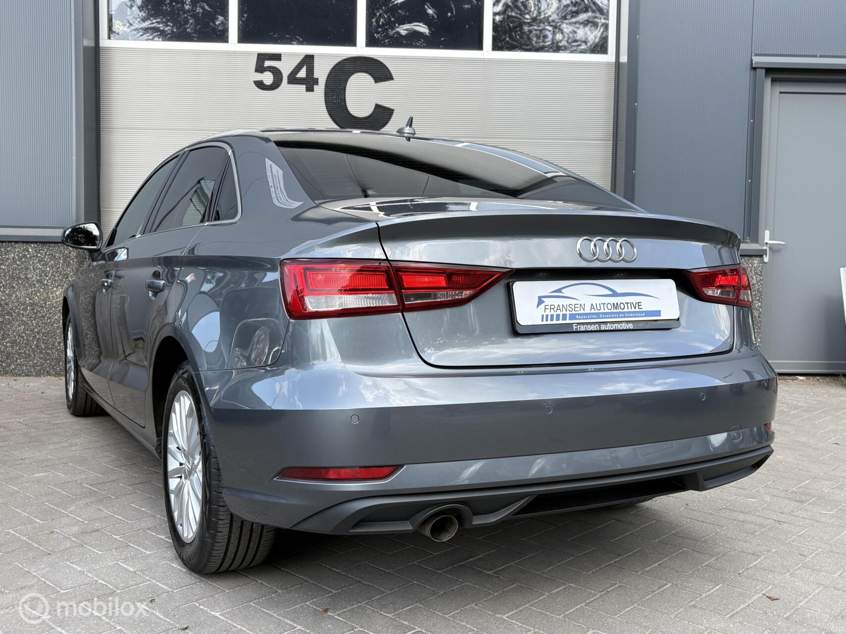 Foto van Audi A3 Limousine