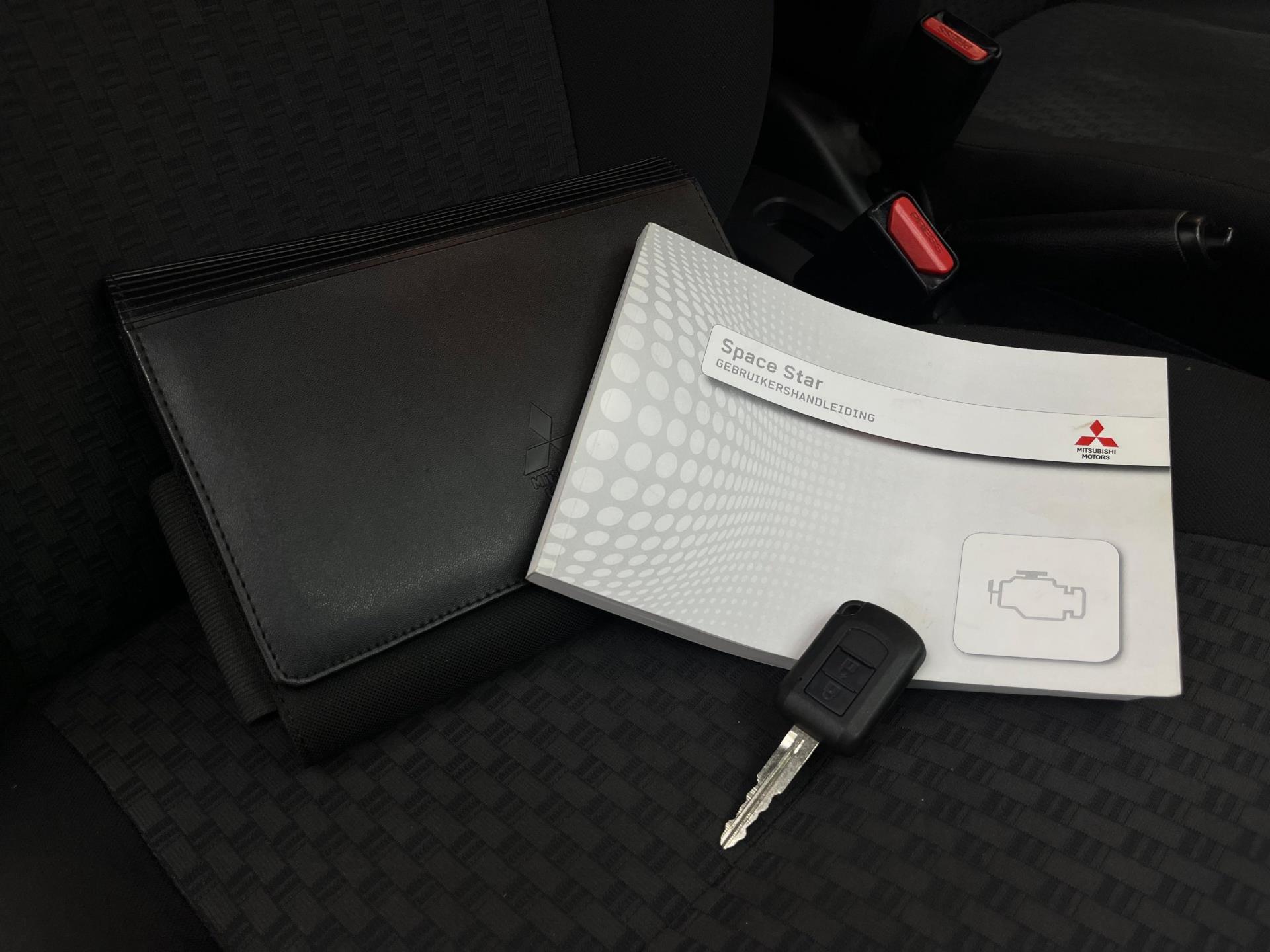 Foto van Mitsubishi Mitsubishi Space Star