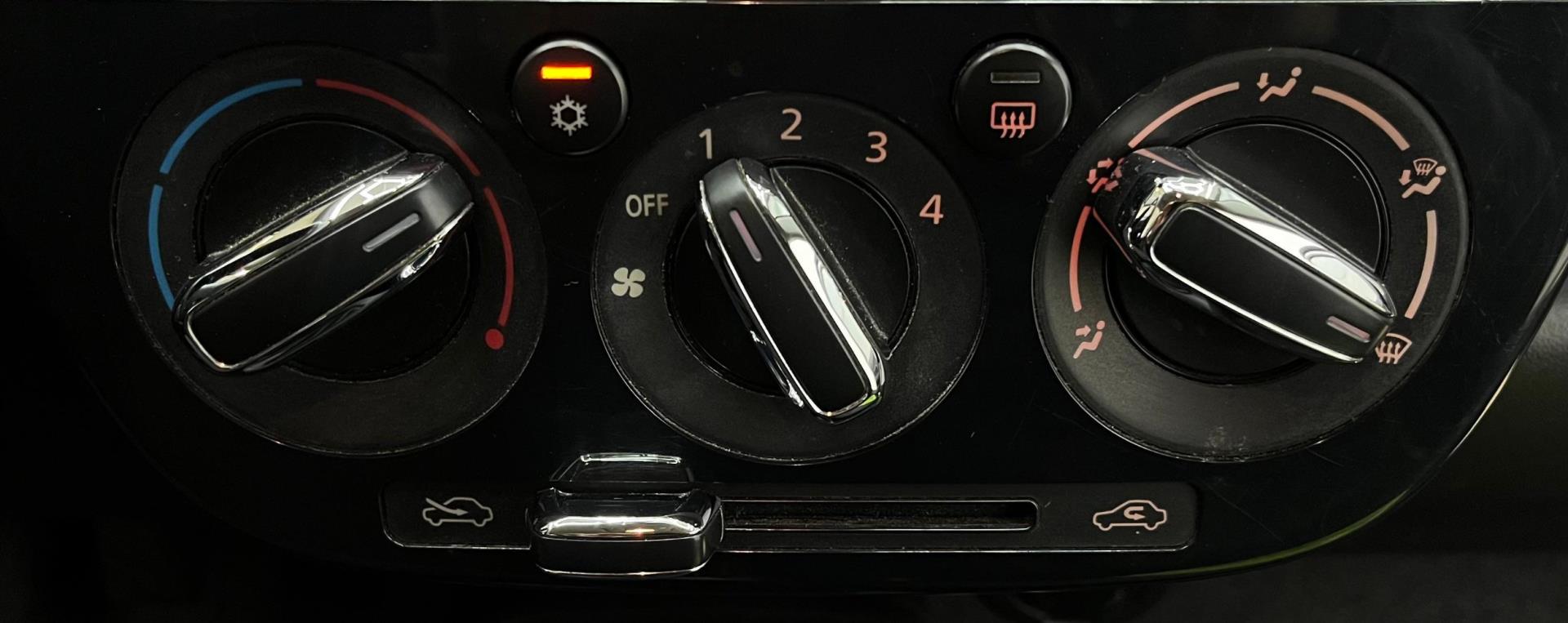 Foto van Mitsubishi Mitsubishi Space Star