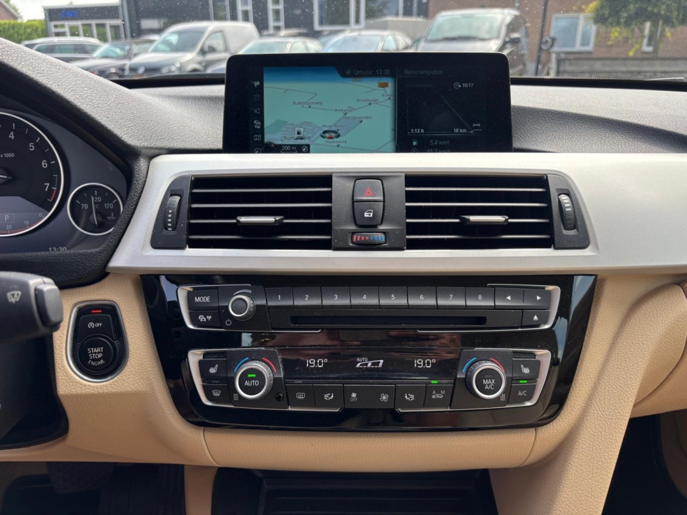 Foto van BMW 320i