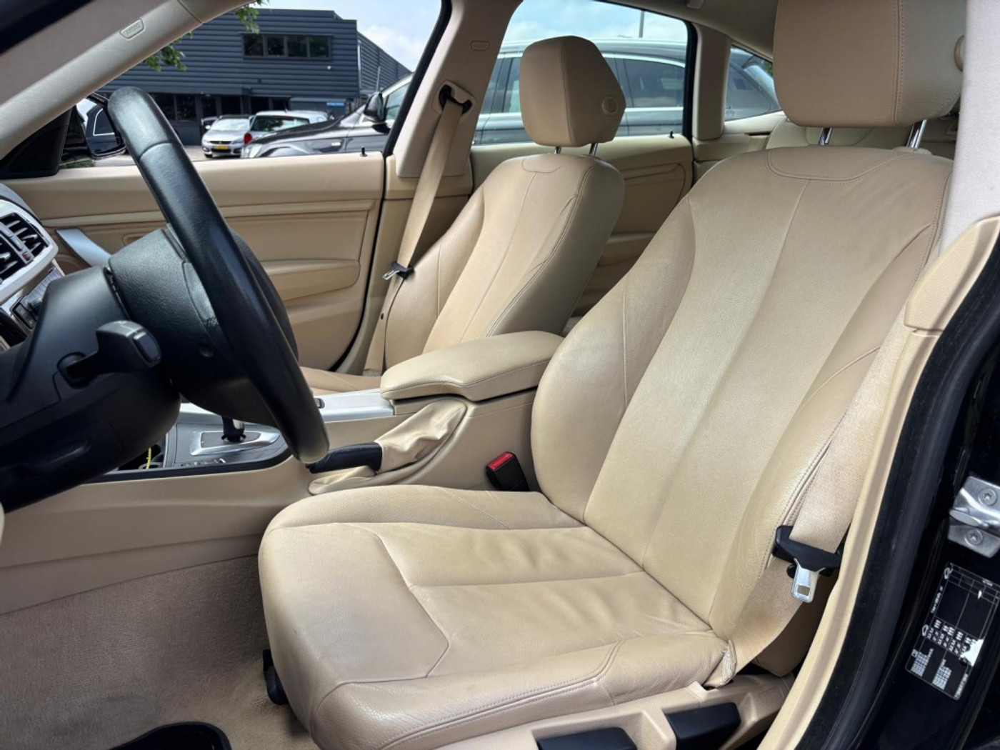 Foto van BMW 320i