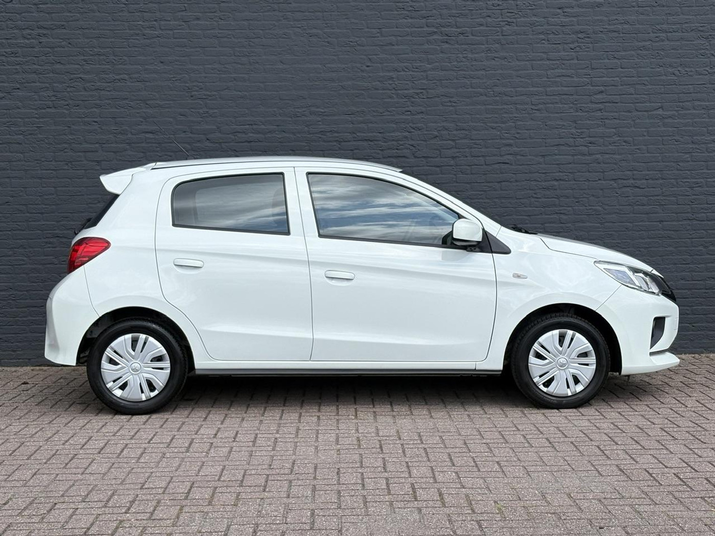Foto van Mitsubishi Space Star