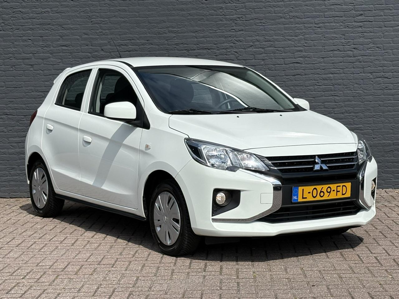 Foto van Mitsubishi Space Star