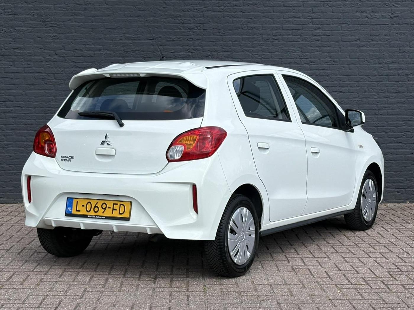 Foto van Mitsubishi Space Star