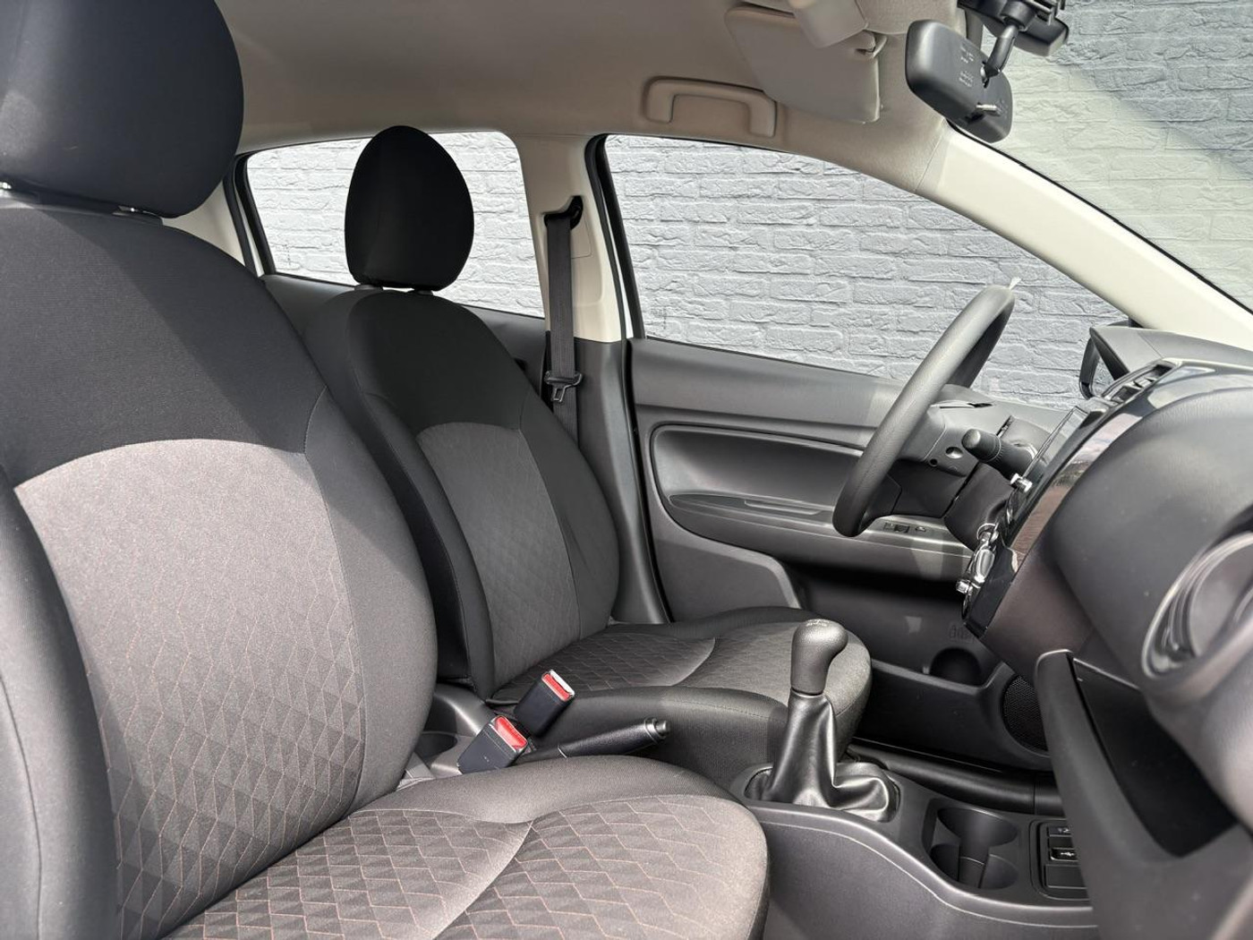 Foto van Mitsubishi Space Star