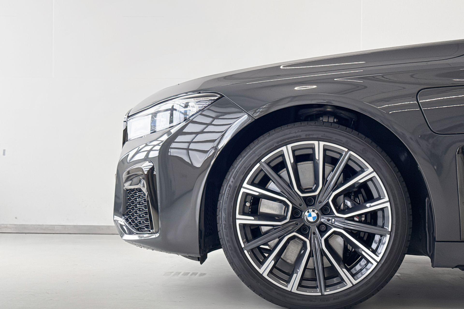 Foto van BMW 745le