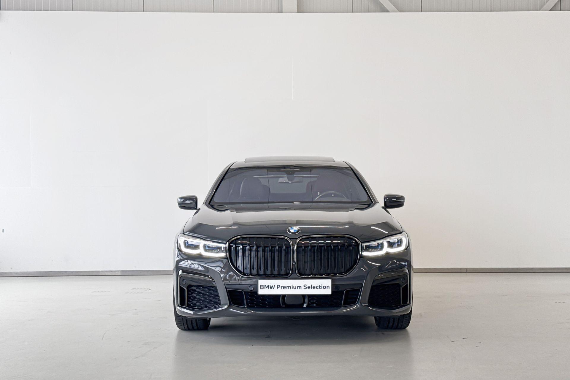 Foto van BMW 745le