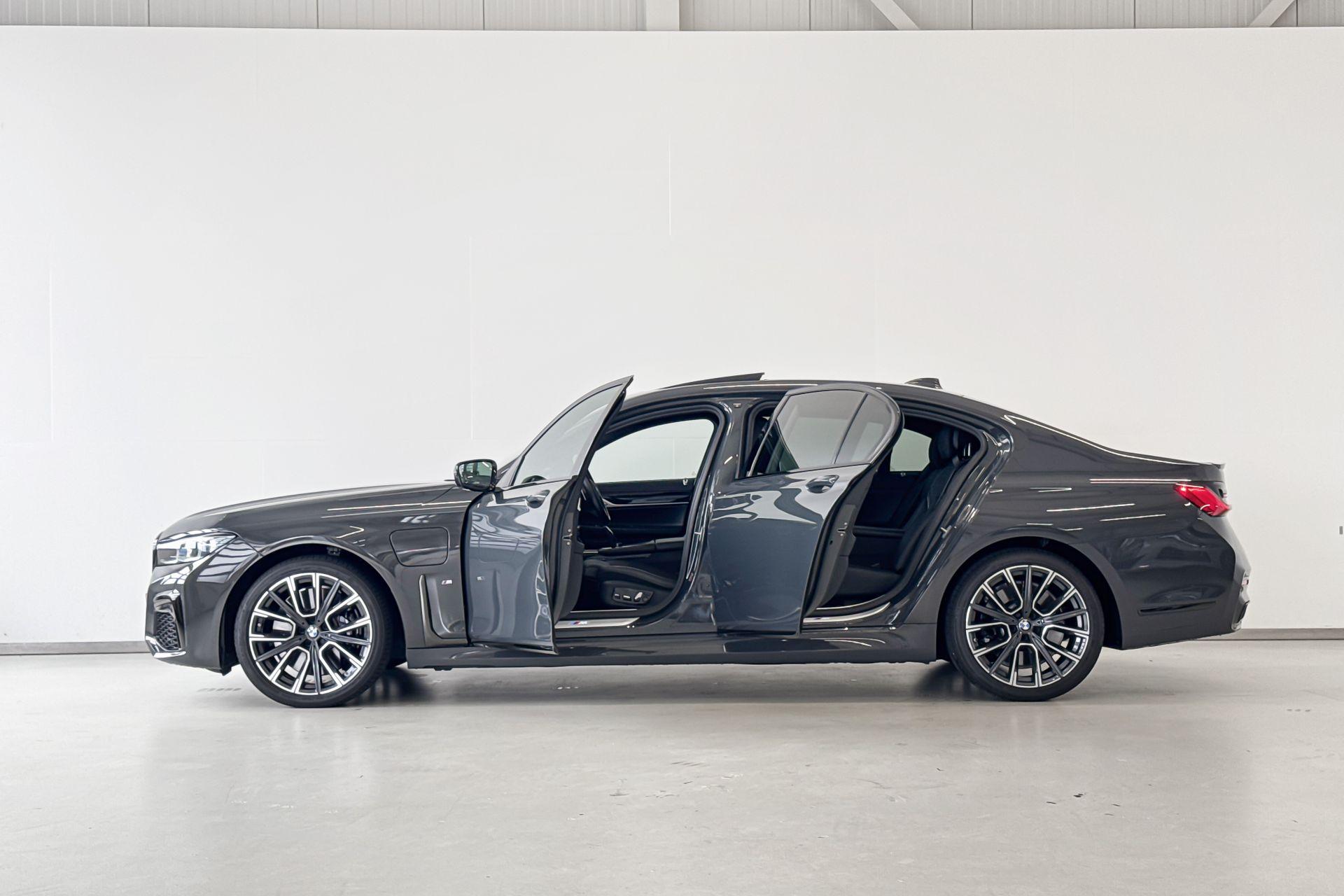 Foto van BMW 745le