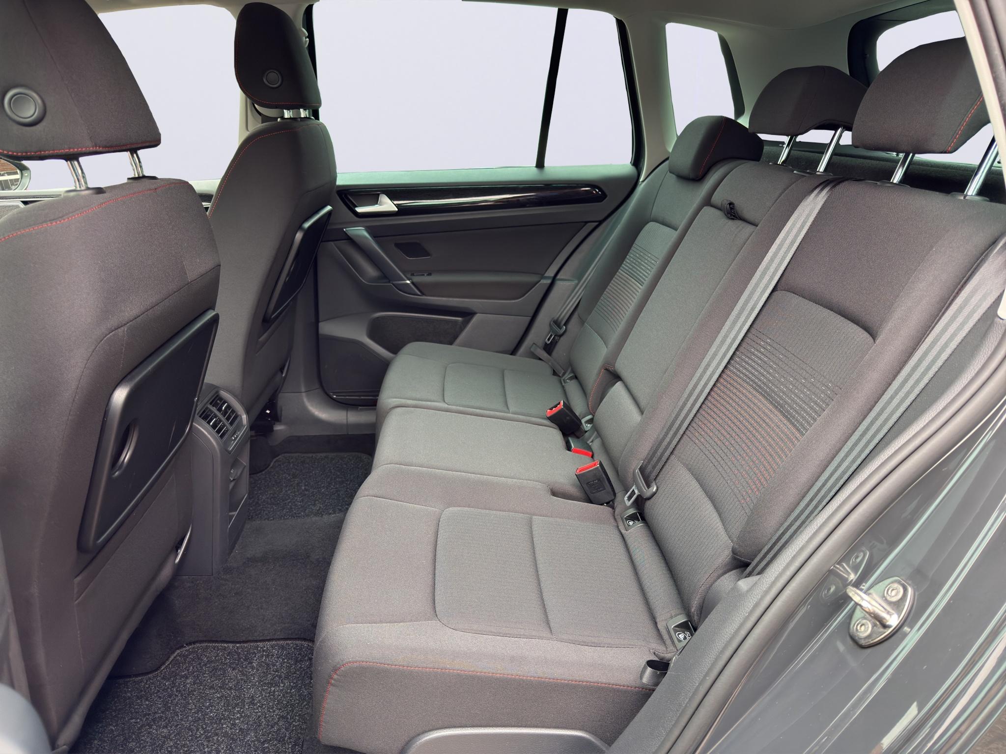 Foto van Volkswagen Golf Sportsvan