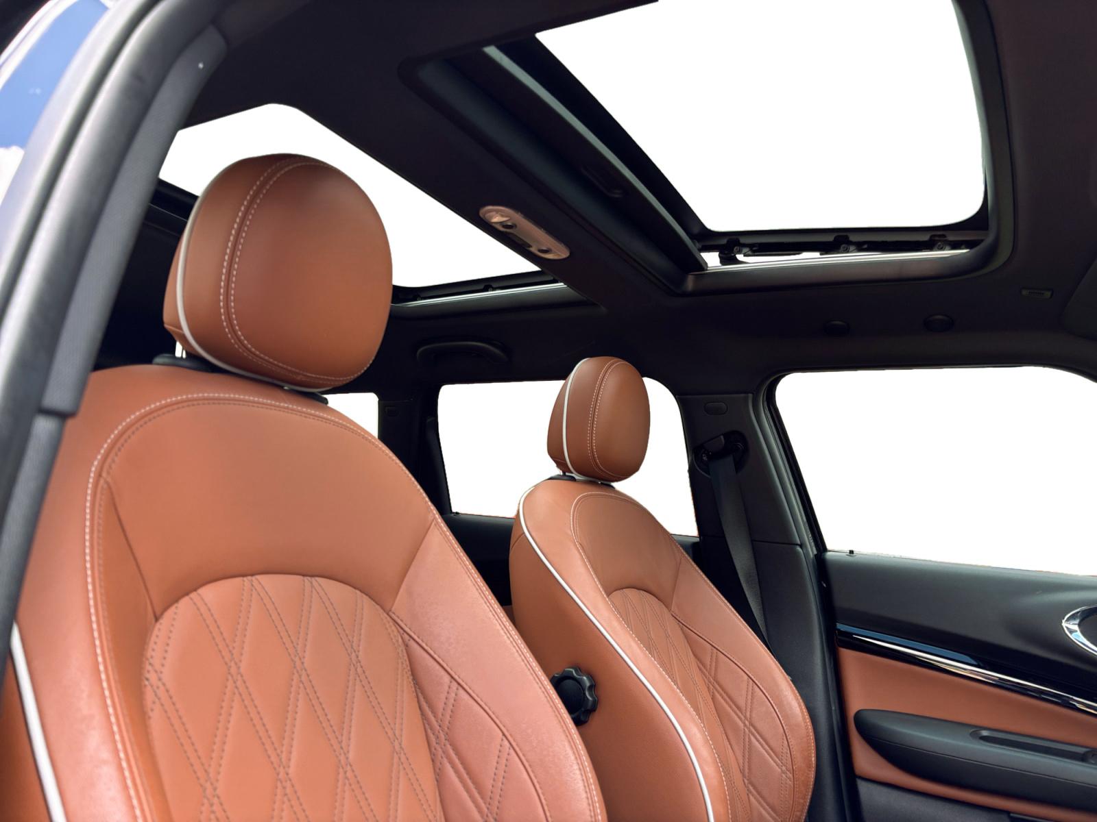 Foto van Mini Clubman Cooper
