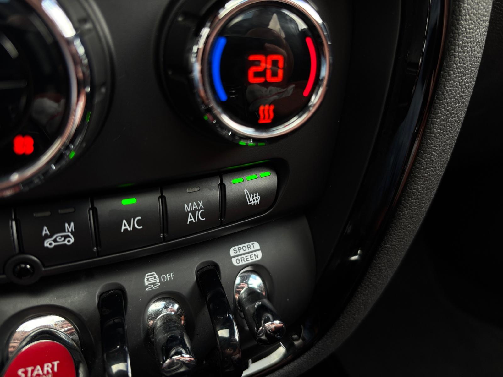 Foto van Mini Clubman Cooper